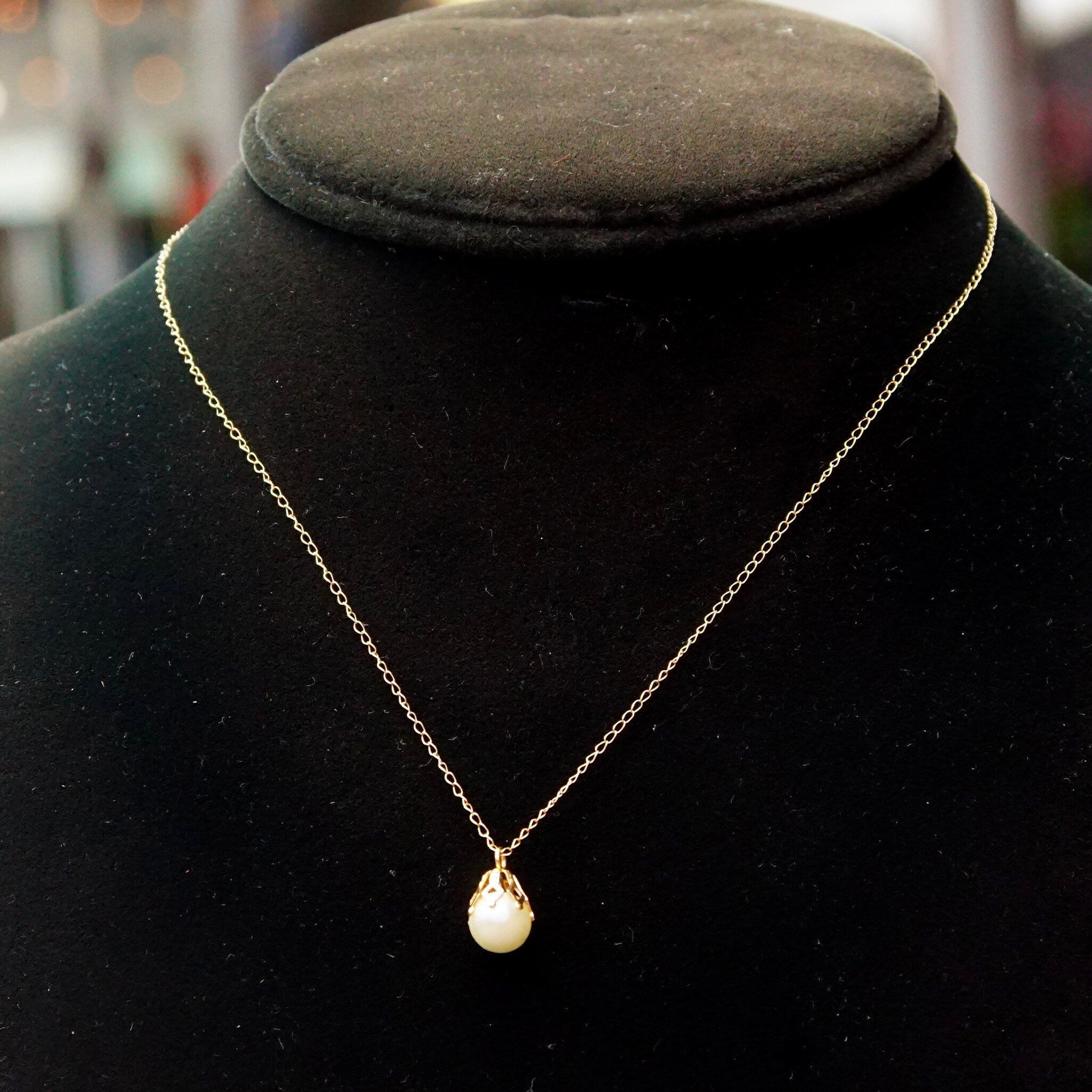 Vintage 14K Yellow Gold Solitaire Pearl Pendant Necklace, Cultured Pearl Drop With Gold Crown Cap, Delicate Gold Chain, 15" Long