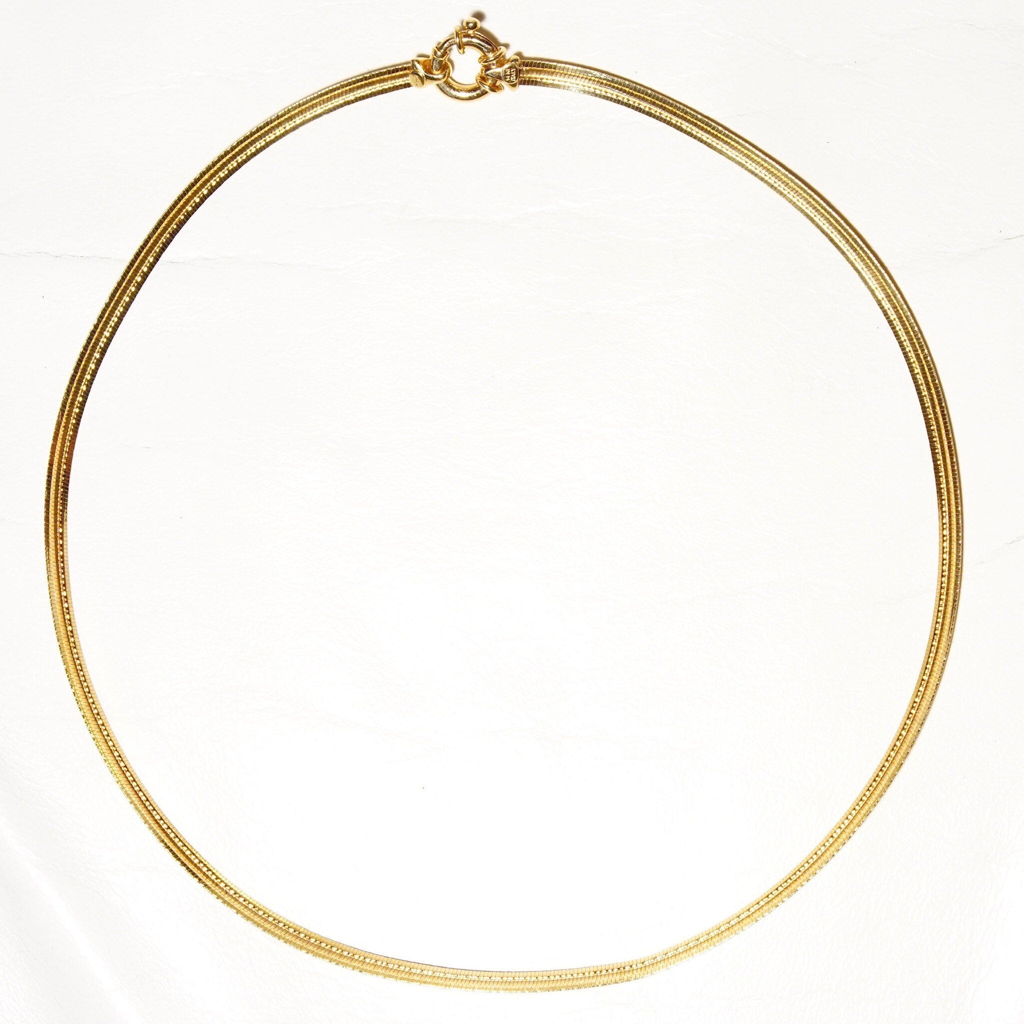 Vintage Italian 14K yellow gold omega collar necklace, 4mm wide, minimalist solid gold choker, lustrous finish, made in Italy, 585 jewelry, 16 inches long.