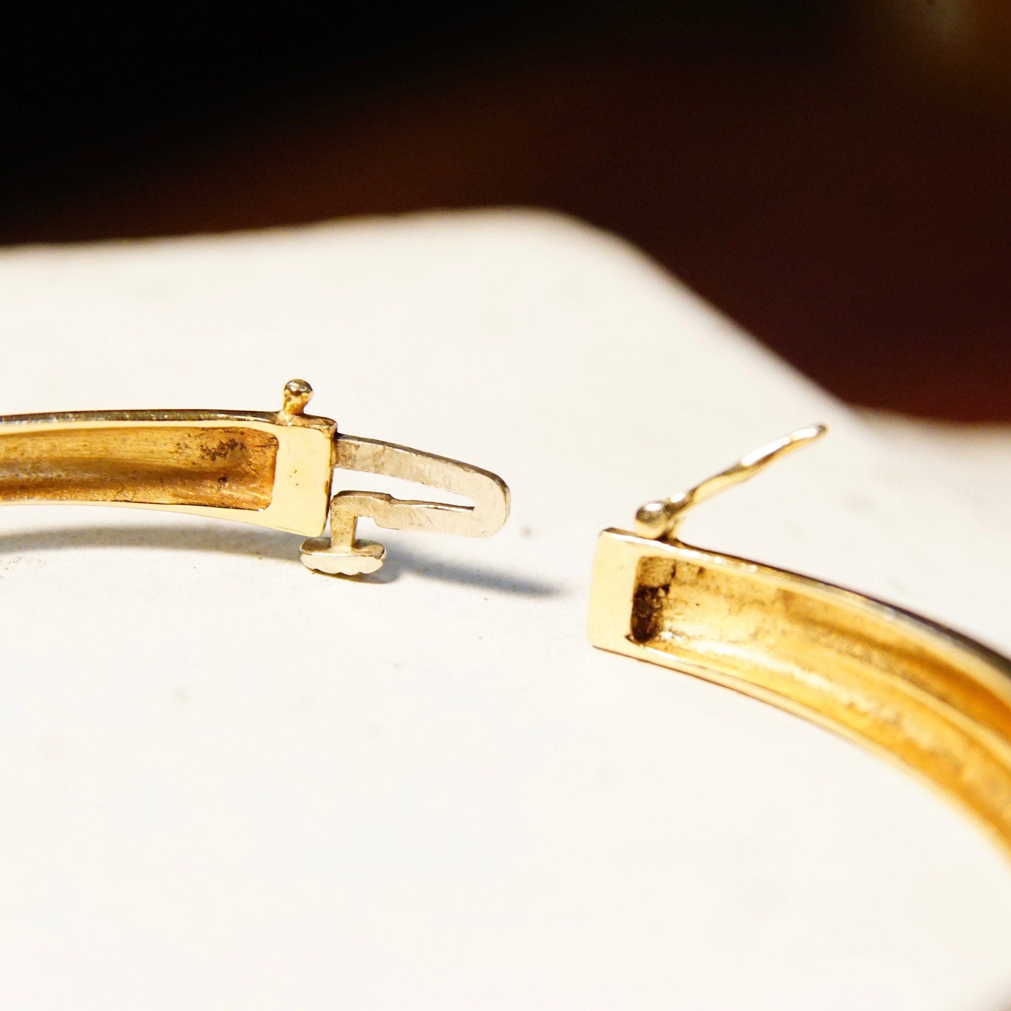 Vintage 14K Gold Diamond Bangle Bracelet, Yellow Gold Criss Cross Bangle With Accent Diamonds, .06 CT Brilliant Diamonds, 6 1/4" L