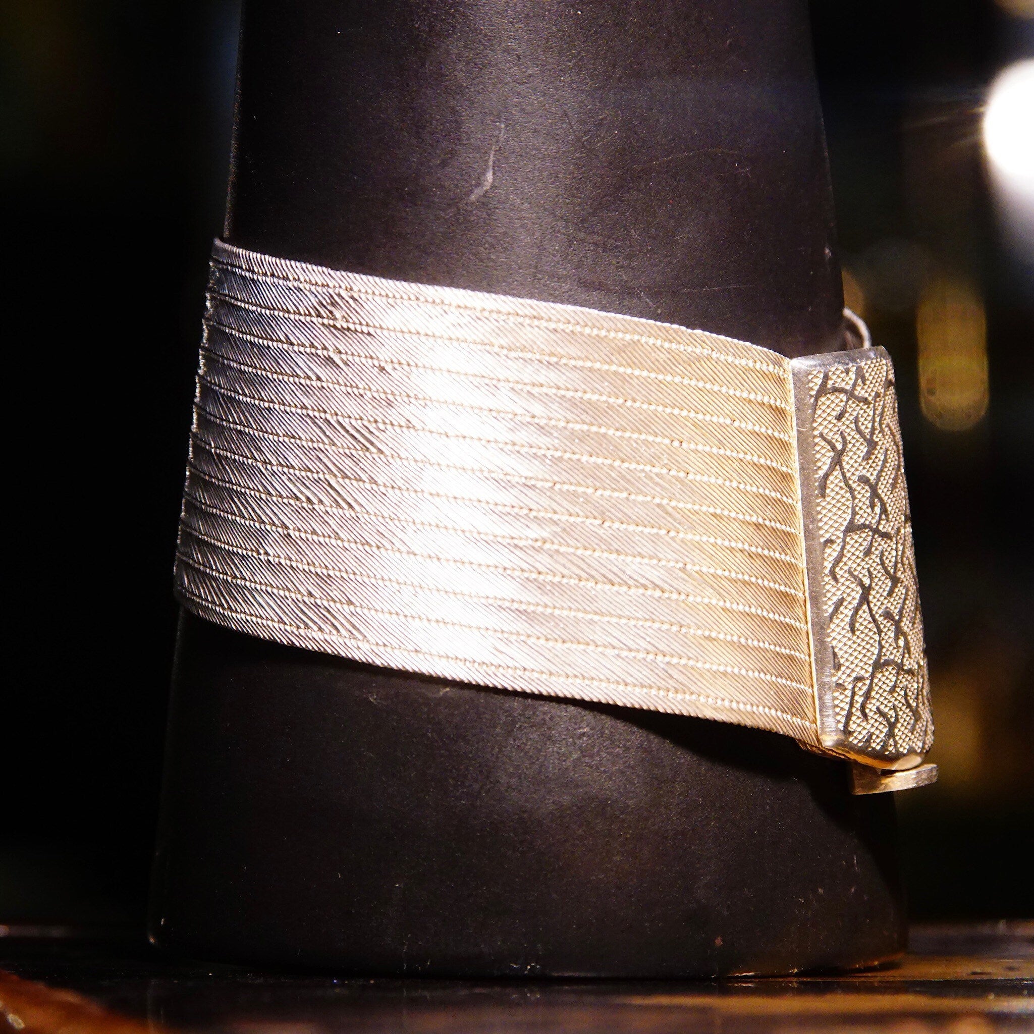 Vintage Modernist Sterling Silver Wide Mesh Bracelet, Flexible Closed Cuff Bracelet With Textured Pull Pin Clasp, 925 Jewelry, 7" Long