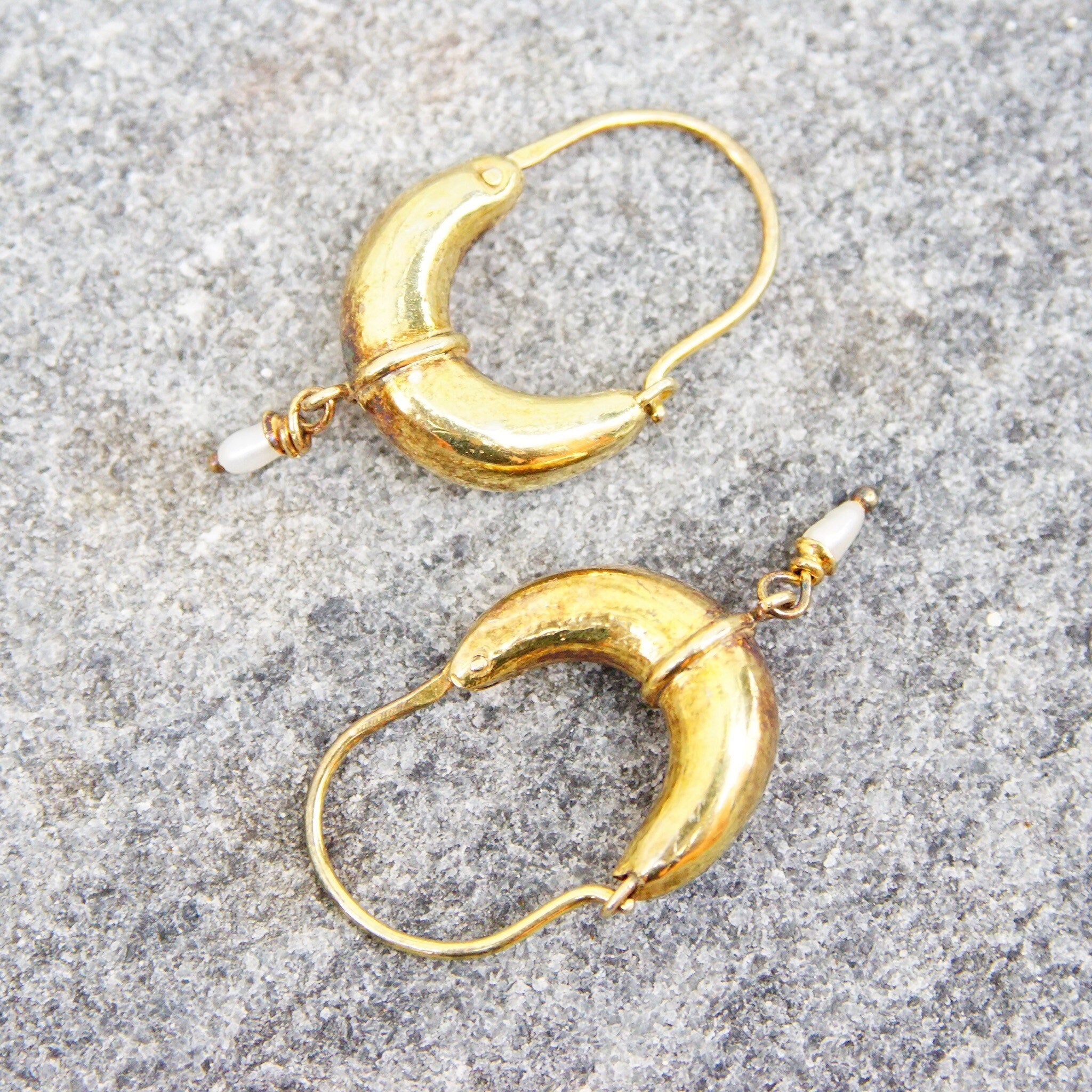Vintage Gold Plated Sterling Silver Crescent Baroque Pearl Seed Huggie Hoops, Antique Gold Finish, Elongated Hoops With Pearl Tassel, 1 5/8