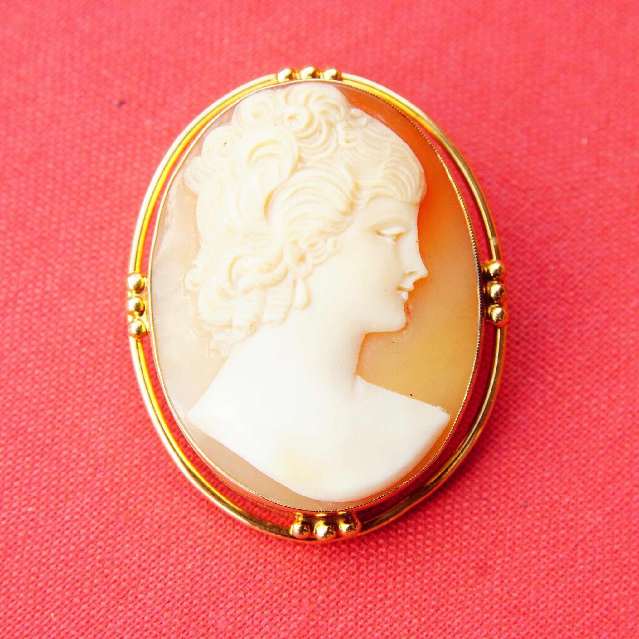 Victorian 14K Yellow Gold Cameo Brooch/Pendant, Beautiful Antique Cameo Pin, Classic Relief Carving, Gold Drop Setting, 1 5/8 L