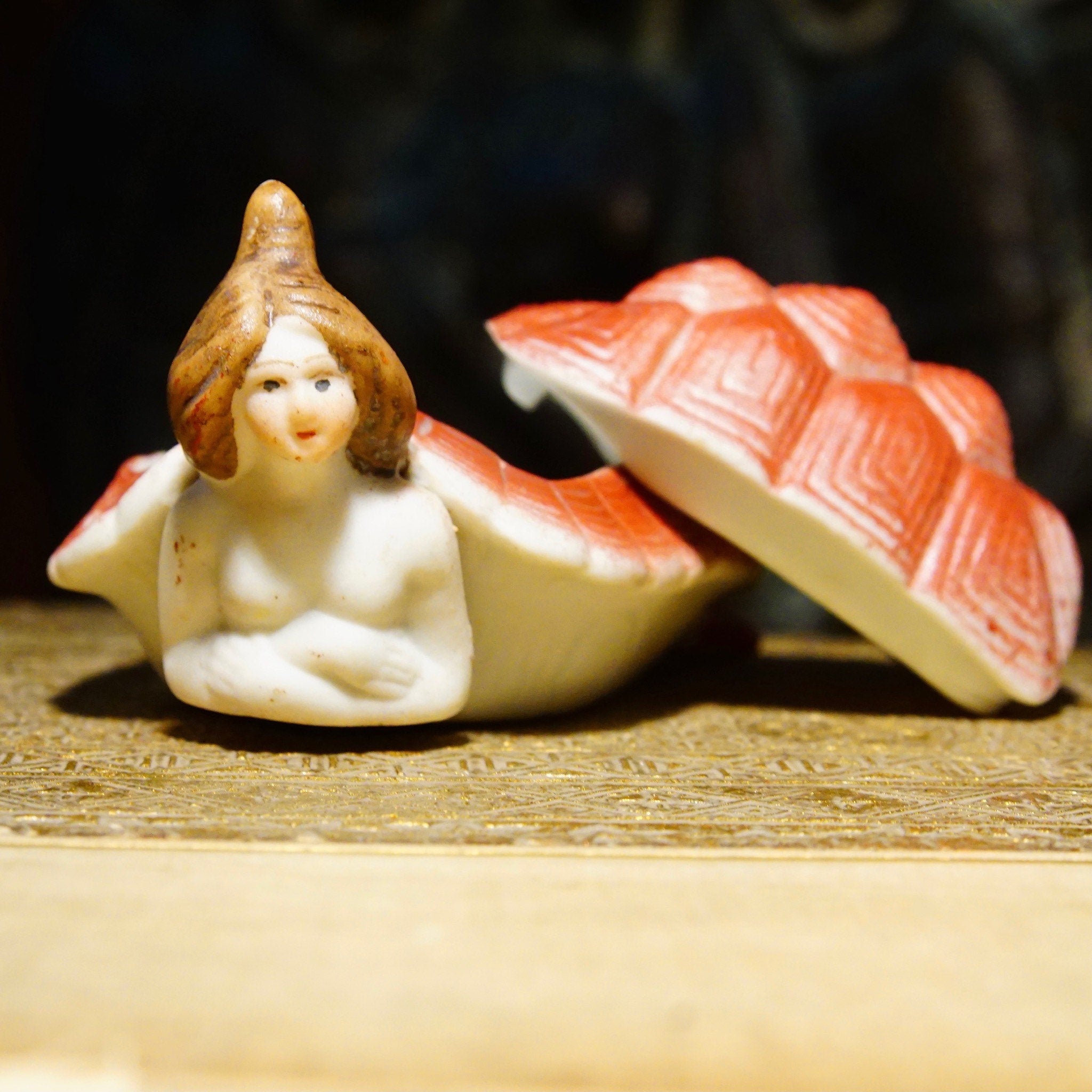 Antique Risqu Lady In Tortoise Shell Ceramic Figurine, Exposed Bare Butt, Eclectic Tchotchke, Made In Japan, 4 L x 2 1/2 L x 1 3/4 H