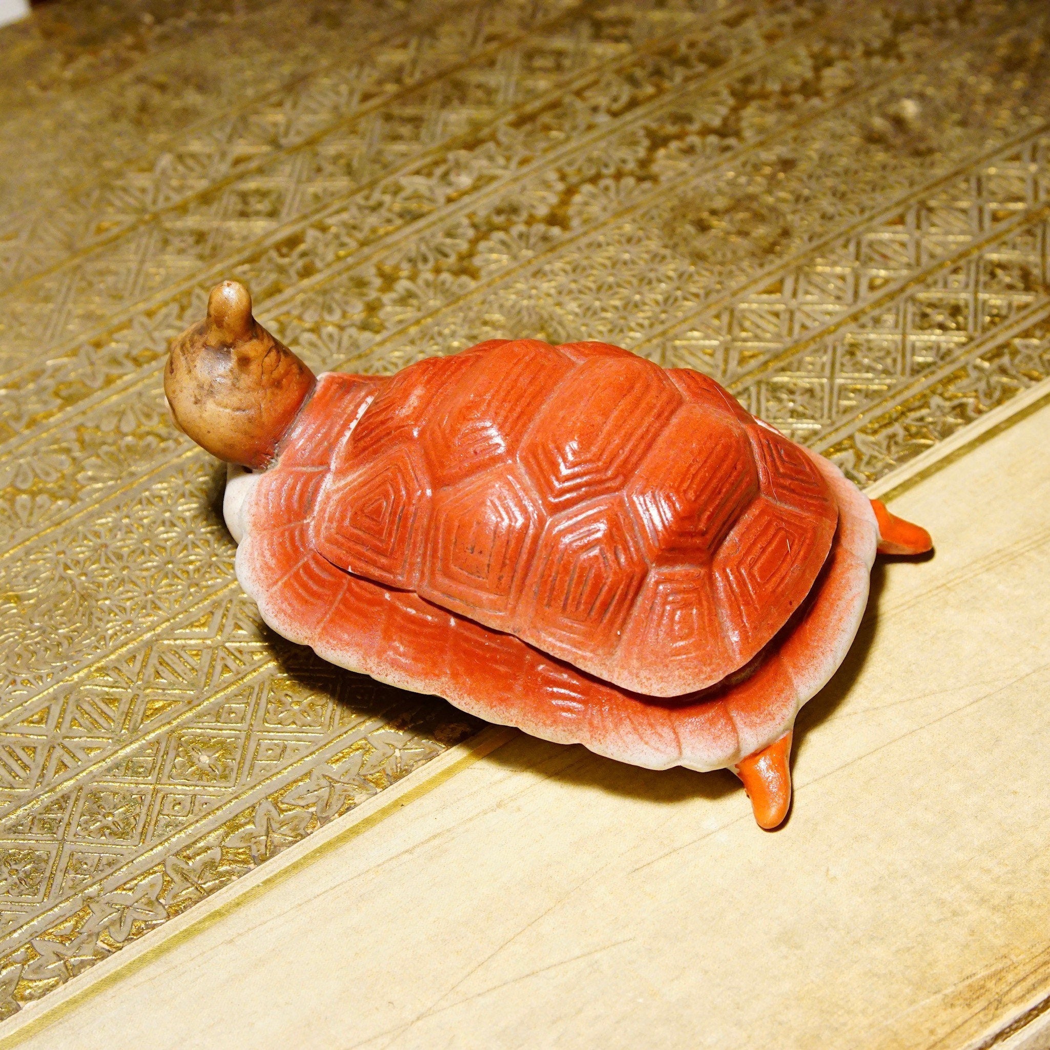 Antique Risqu Lady In Tortoise Shell Ceramic Figurine, Exposed Bare Butt, Eclectic Tchotchke, Made In Japan, 4 L x 2 1/2 L x 1 3/4 H