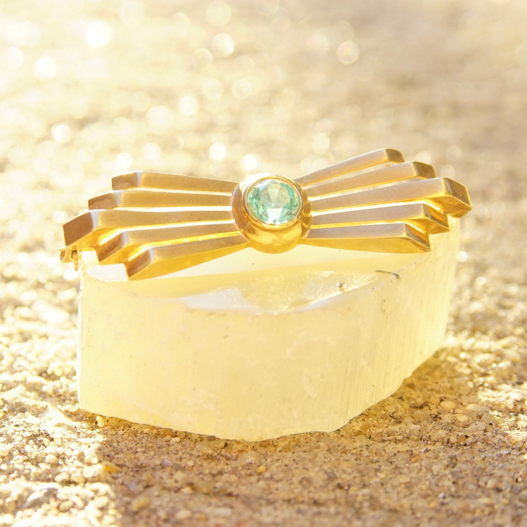 Vintage 14K rose gold Art Deco bar pin brooch with brilliant blue aquamarine gemstone set in a golden ray design, measuring 2 inches long, 585 European gold purity jewelry.