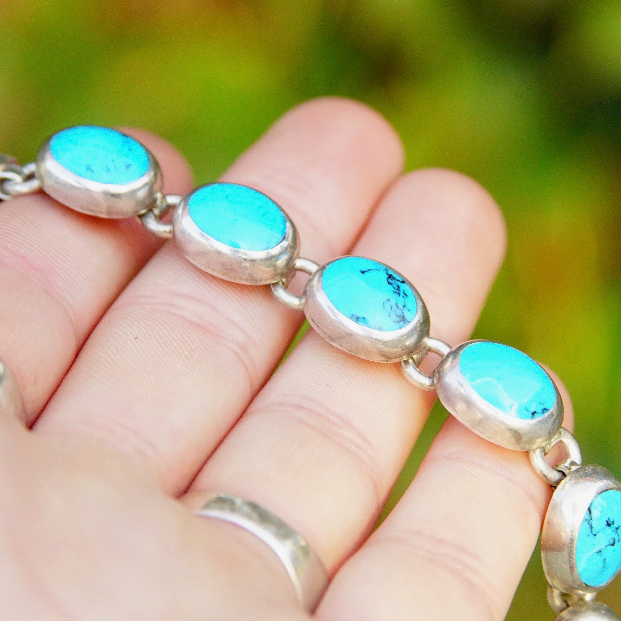 Vintage TAXCO Sterling Silver & Turquoise Link Bracelet, Mexico 925, 10 Turquoise Stones, Accent Curb Chain Links, Toggle Clasp, 9" L