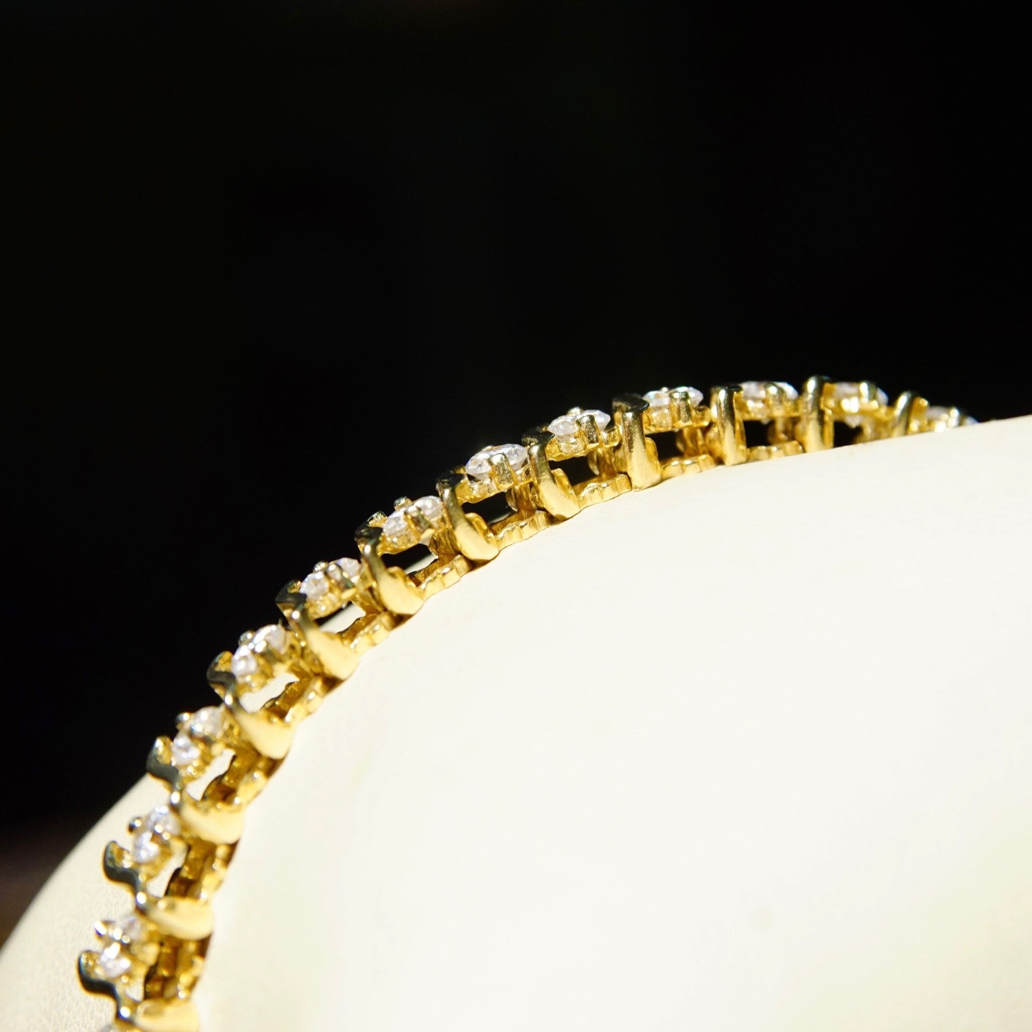 Vintage 14K Gold Diamond 'S' Tennis Bracelet, 40 Brilliant Diamonds, 5 TCW, Accent Gold Link Design, Elegant Diamond Bracelet, 7 1/2" L