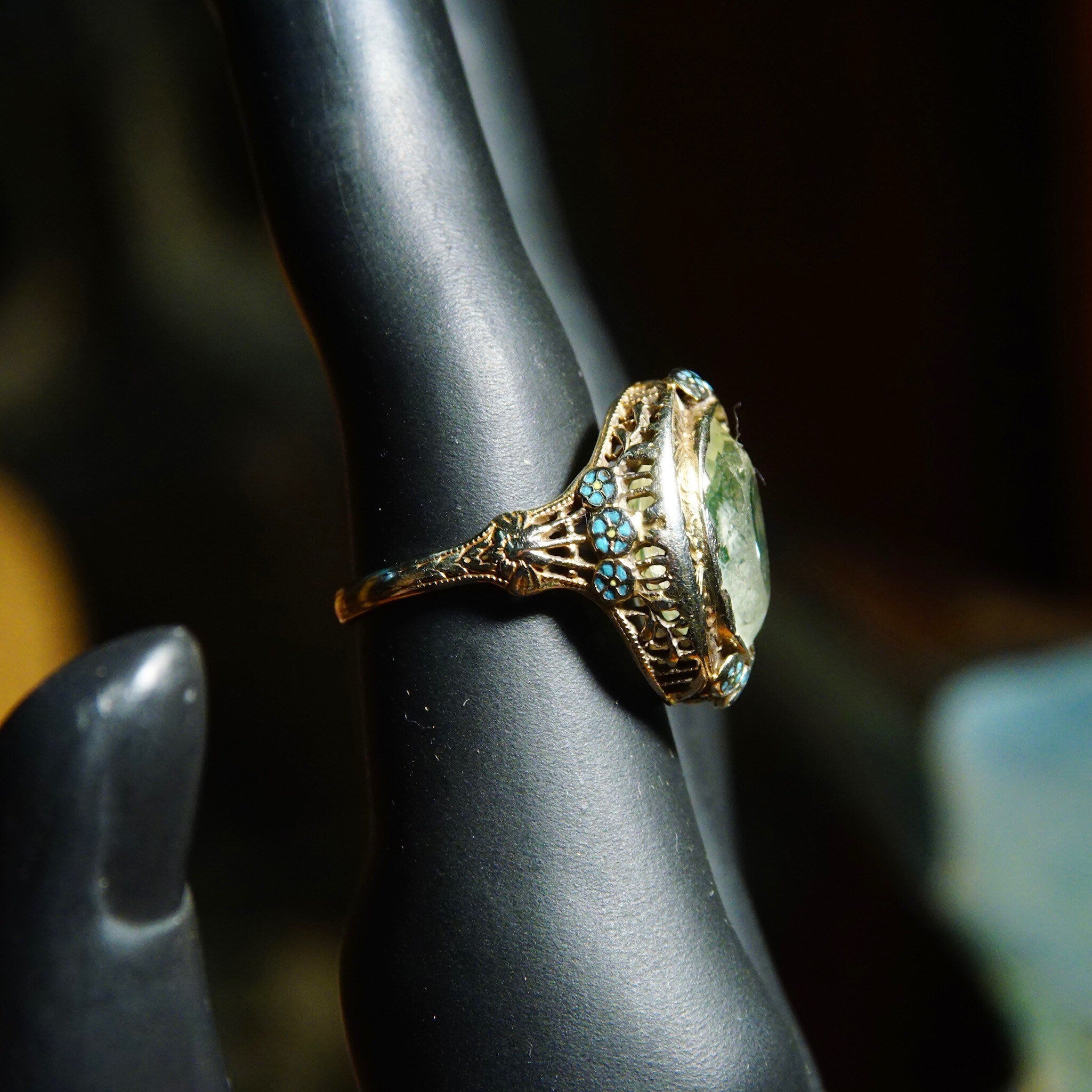 Antique Art Deco 14K White Gold Filigree Enamel Peridot Ring, Faceted Light Green Gemstone, Blue Enamel Flower Details, 585 Ring, Size 5 US