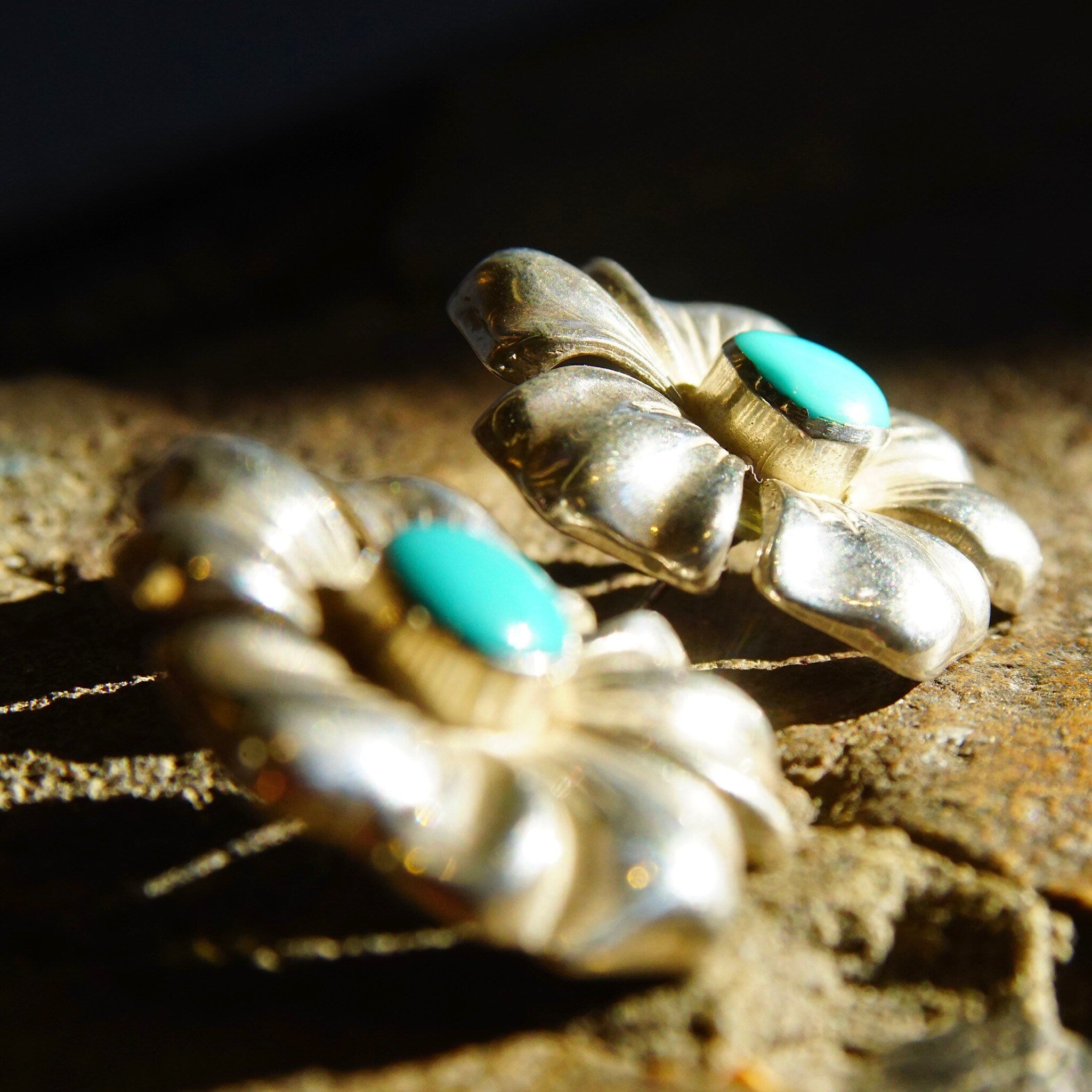 Vintage Sterling Silver Turquoise Bead Posy Flower Stud Earrings, Puffed Silver Petals, 8mm Glossy Blue Turquoise Stone, 1 1/8" L