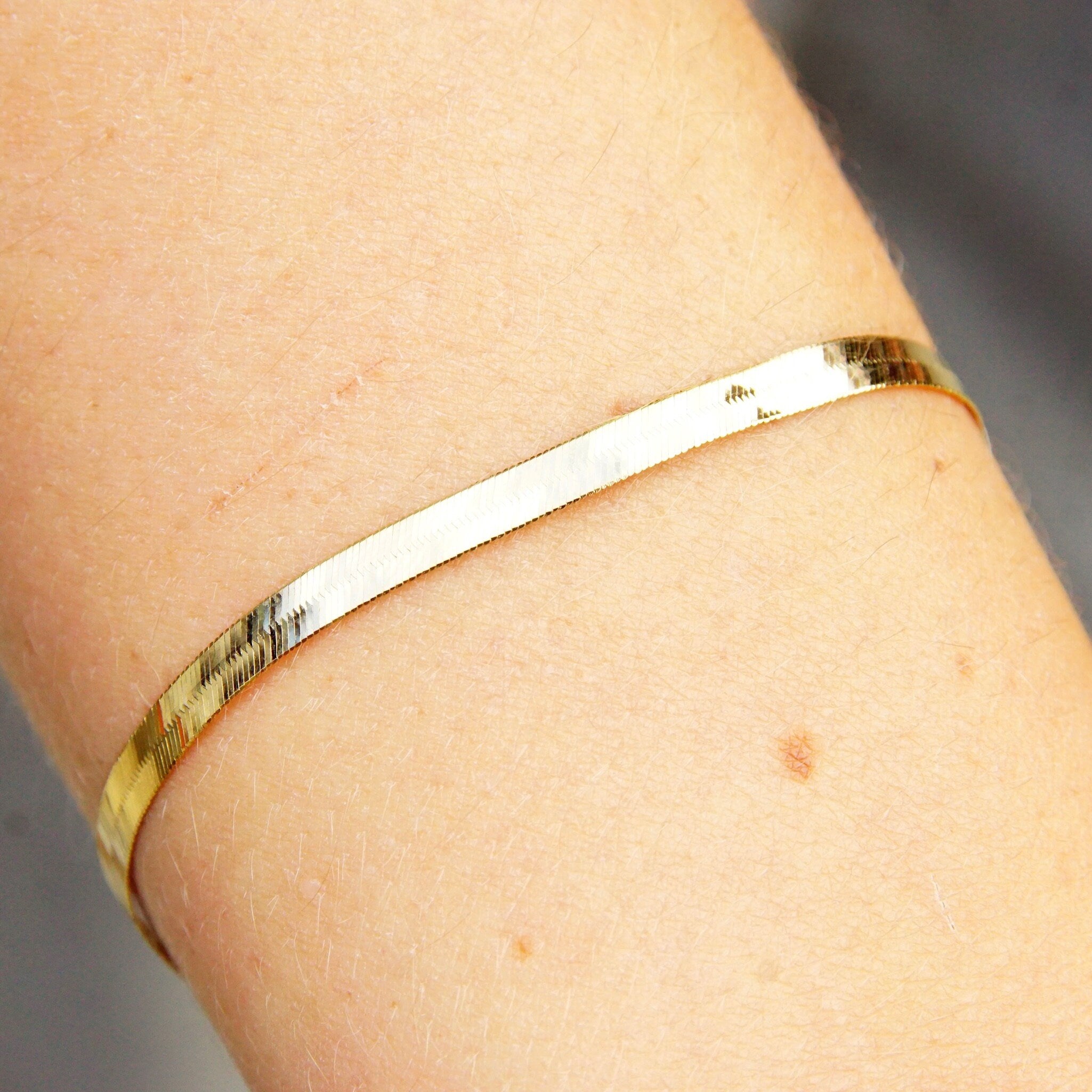 Vintage 14K Yellow Gold Herringbone Bracelet, 4mm Flat Herringbone Chain, Minimalist Solid Gold Bracelet, Unisex, 585 Jewelry, 7 1/8 Long