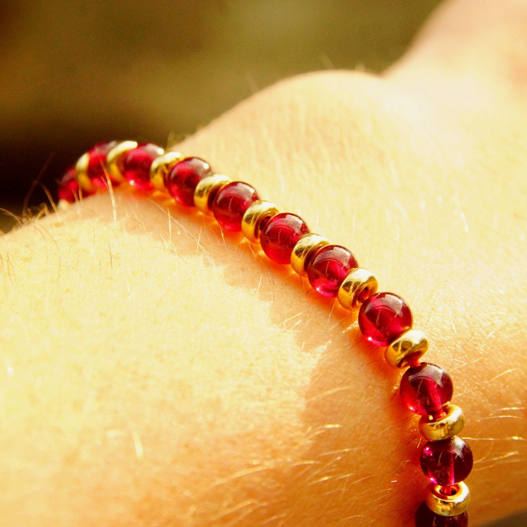 Vintage 14K Gold Garnet Bead Bracelet, Yellow Gold Spacers, 5mm Garnet Beads, Single Strand Beaded Bracelet, 585 Jewelry, 7 1/8" L