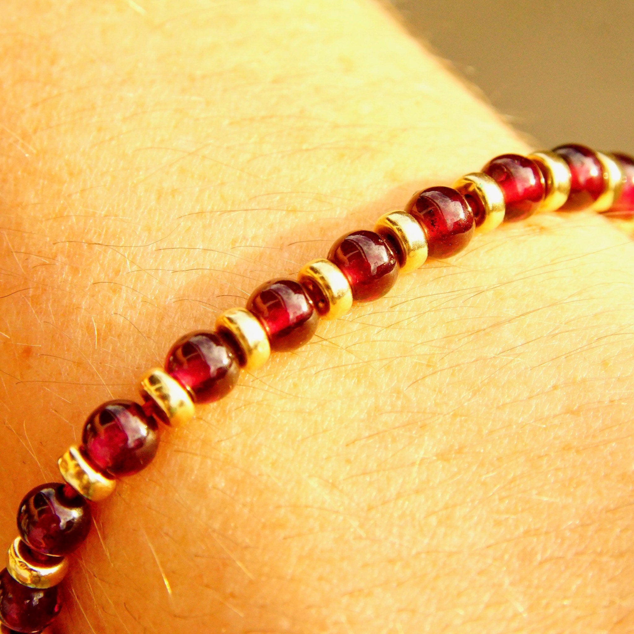 Vintage 14K Gold Garnet Bead Bracelet, Yellow Gold Spacers, 5mm Garnet Beads, Single Strand Beaded Bracelet, 585 Jewelry, 7 1/8" L