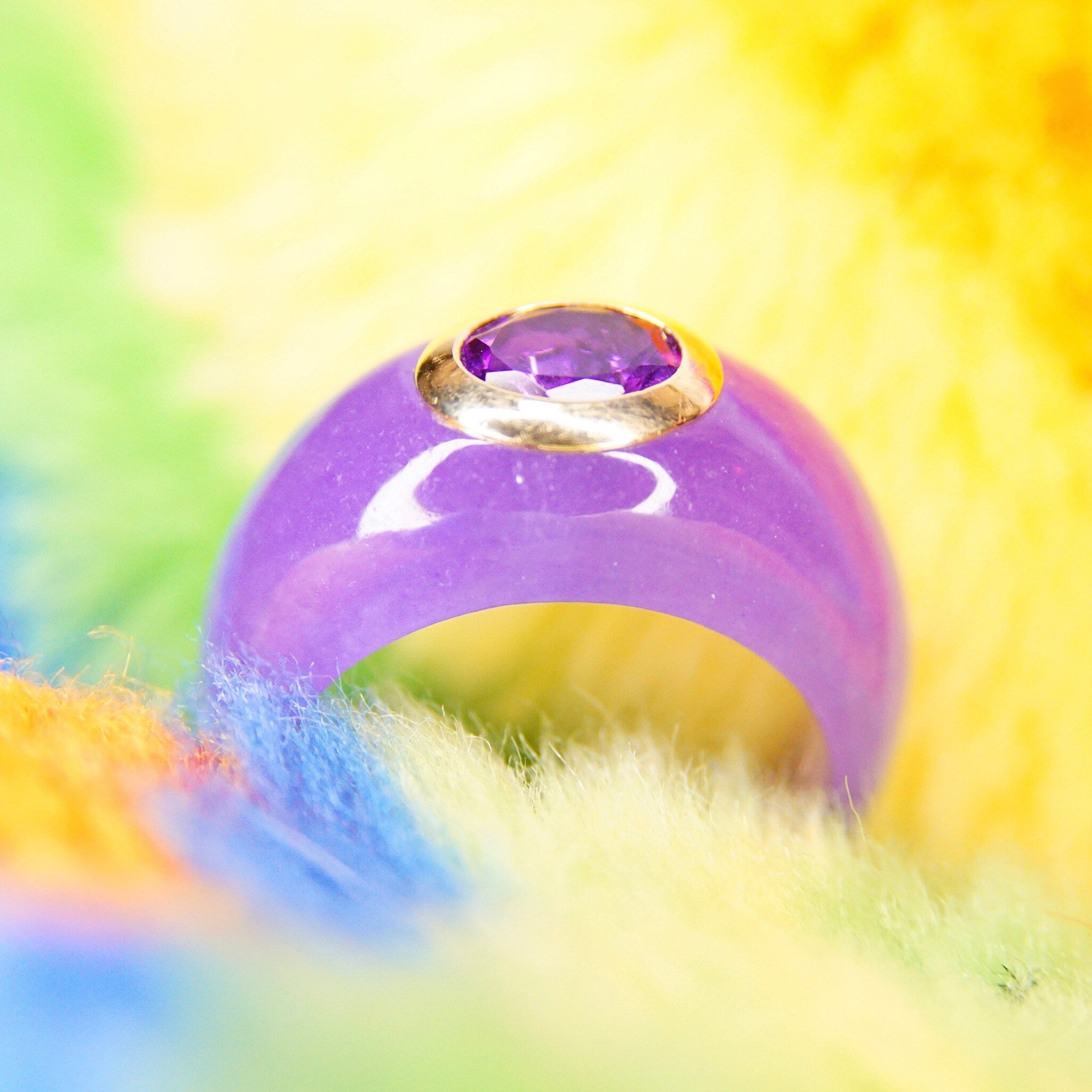 Vintage 14K Lavender Jadeite Jade Amethyst Ring, Purple Gemstone Dome Ring With Yellow Gold Setting, Jade Tube Ring, Size 10 US