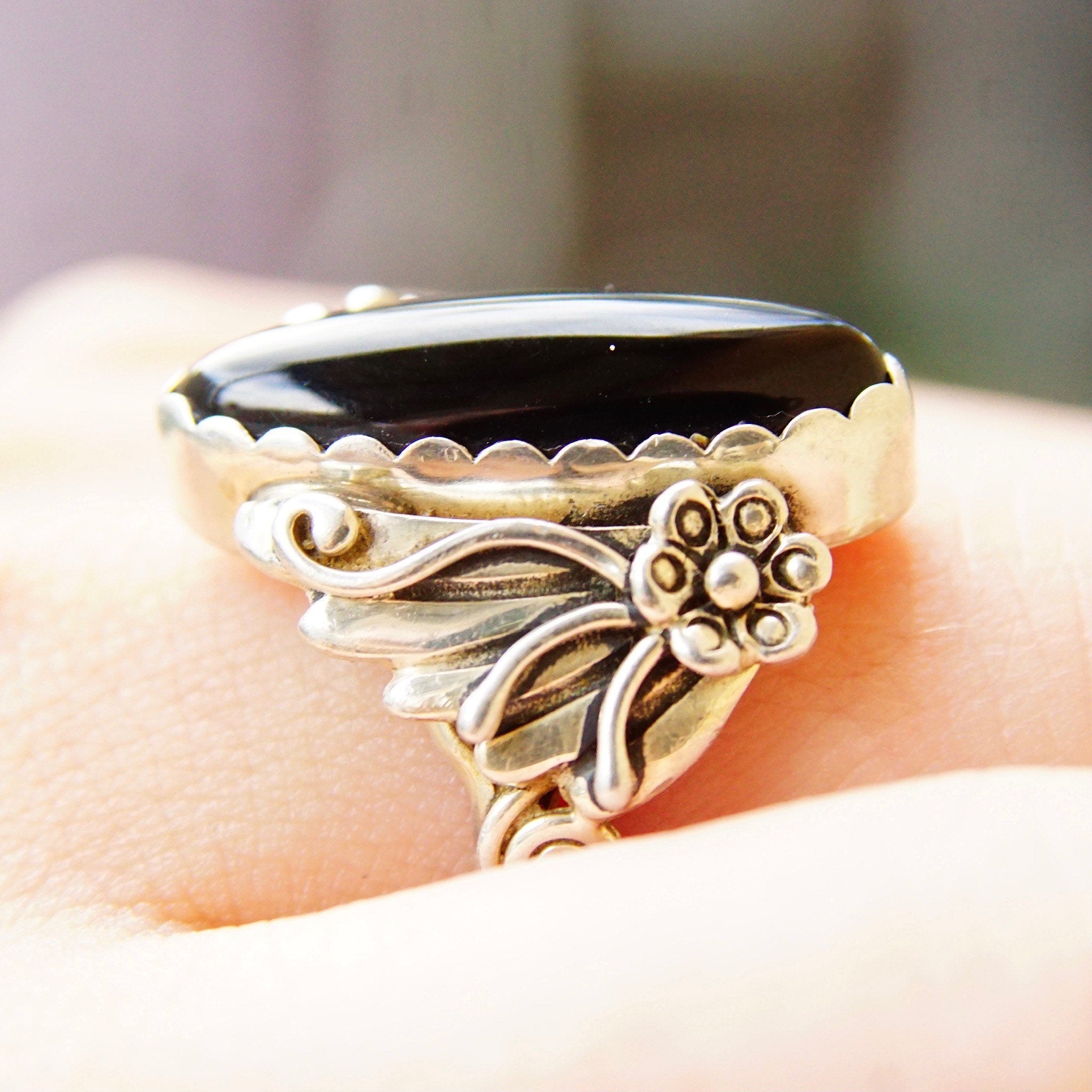 Vintage Hallmarked Navajo Sterling Silver Back Onyx Ring, RMJ Sterling, Floral Motifs, Ornate Silver Setting, Native American, Size 9 US