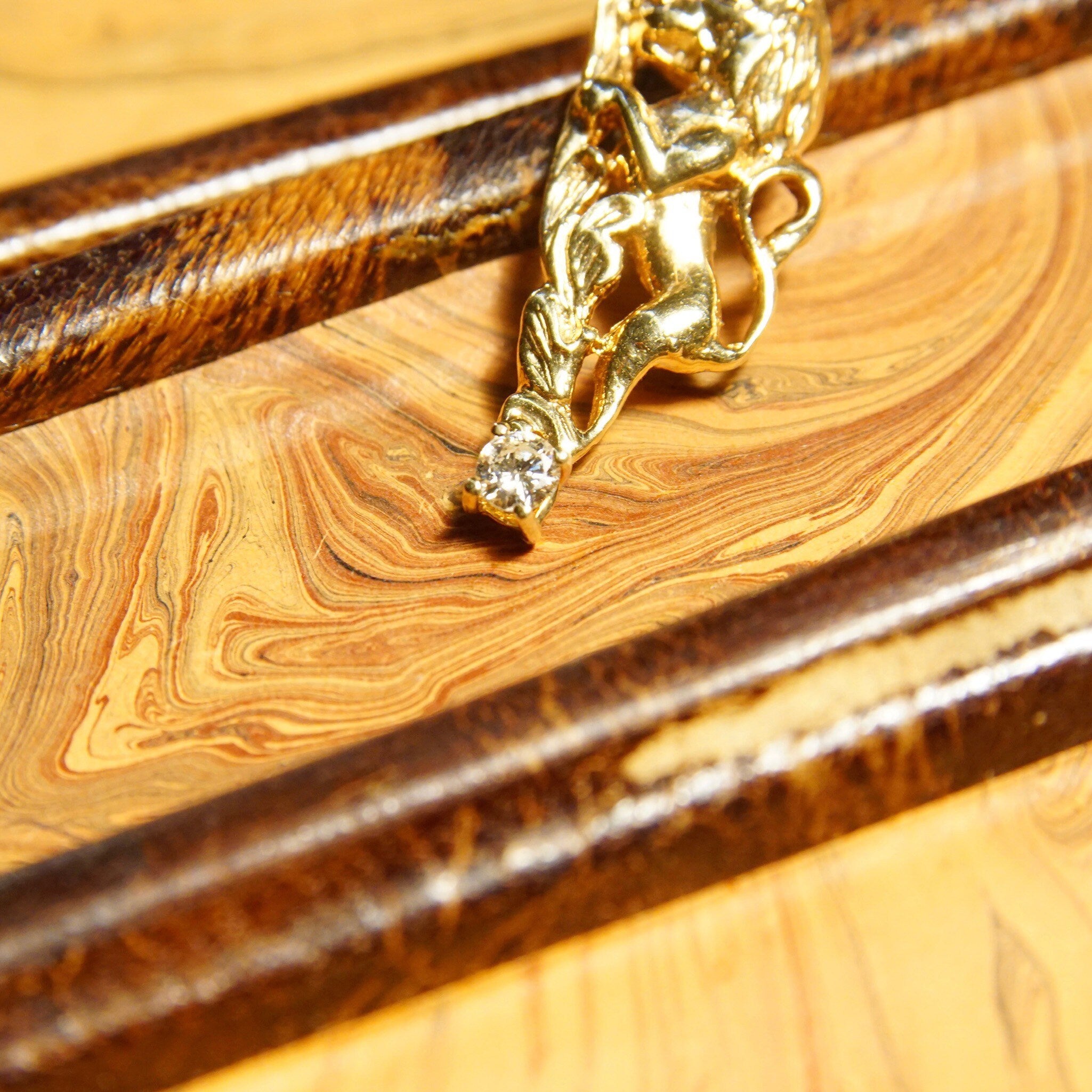 Vintage 14K Gold Diamond Accent Lion Charm, .13 CT Brilliant Diamond, Petite Yellow Gold Lion Pendant, 585 Jewelry, 28mm x 11mm