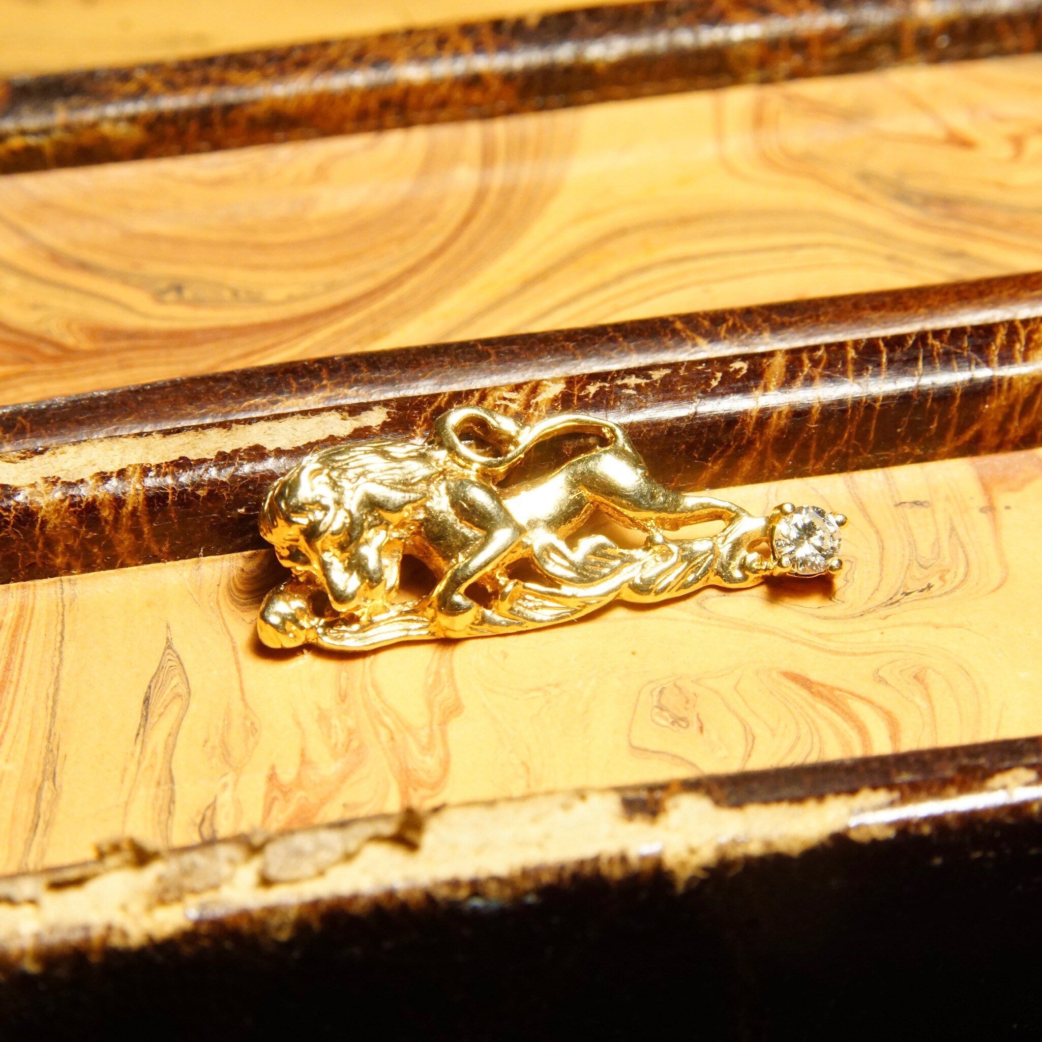 Vintage 14K Gold Diamond Accent Lion Charm, .13 CT Brilliant Diamond, Petite Yellow Gold Lion Pendant, 585 Jewelry, 28mm x 11mm