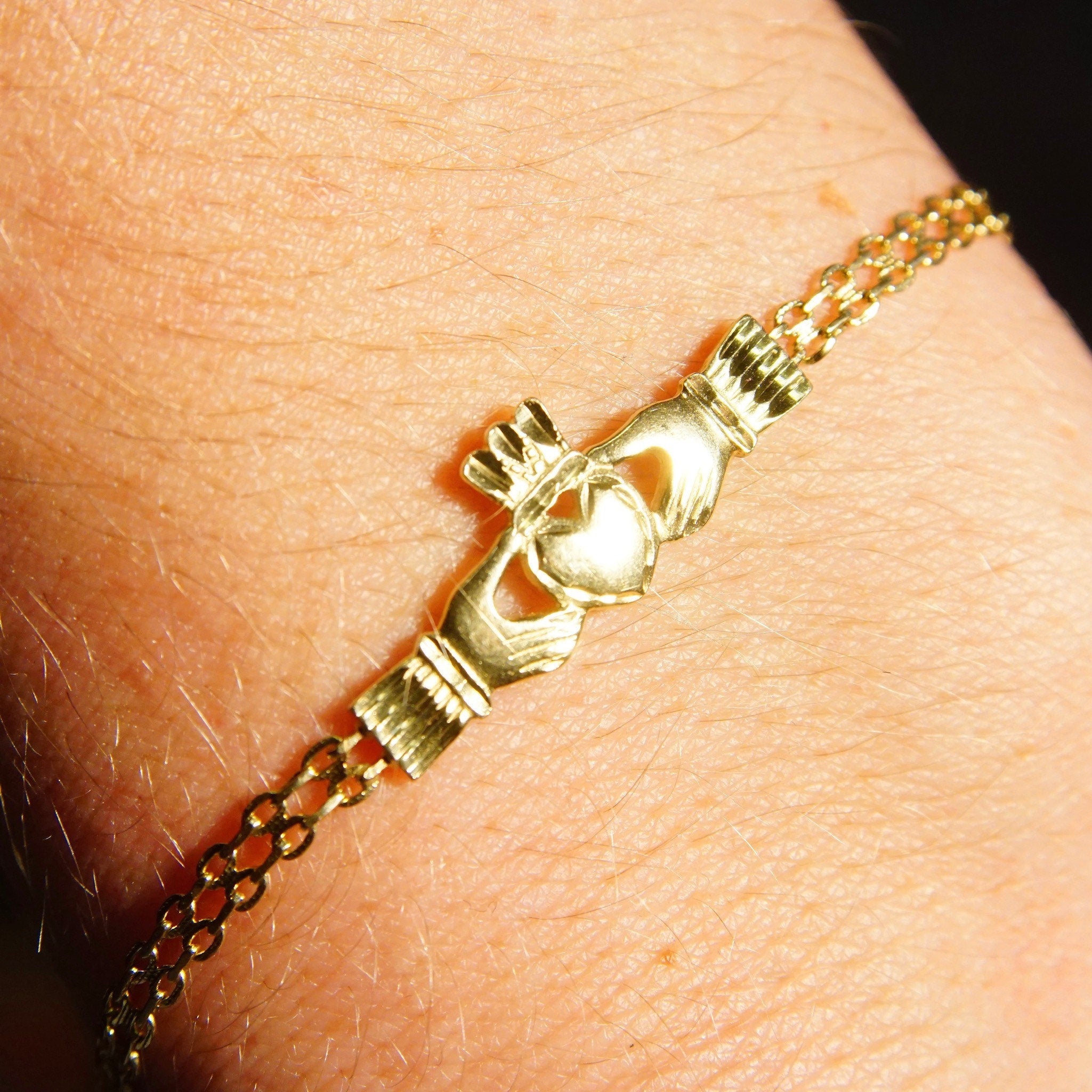 Antique Aurafin 14K Yellow Gold Claddagh Bracelet, 2-Row Link Chain, Diamond Cut Irish Claddagh Symbol, 585 Promise Bracelet, 7 3/8" L