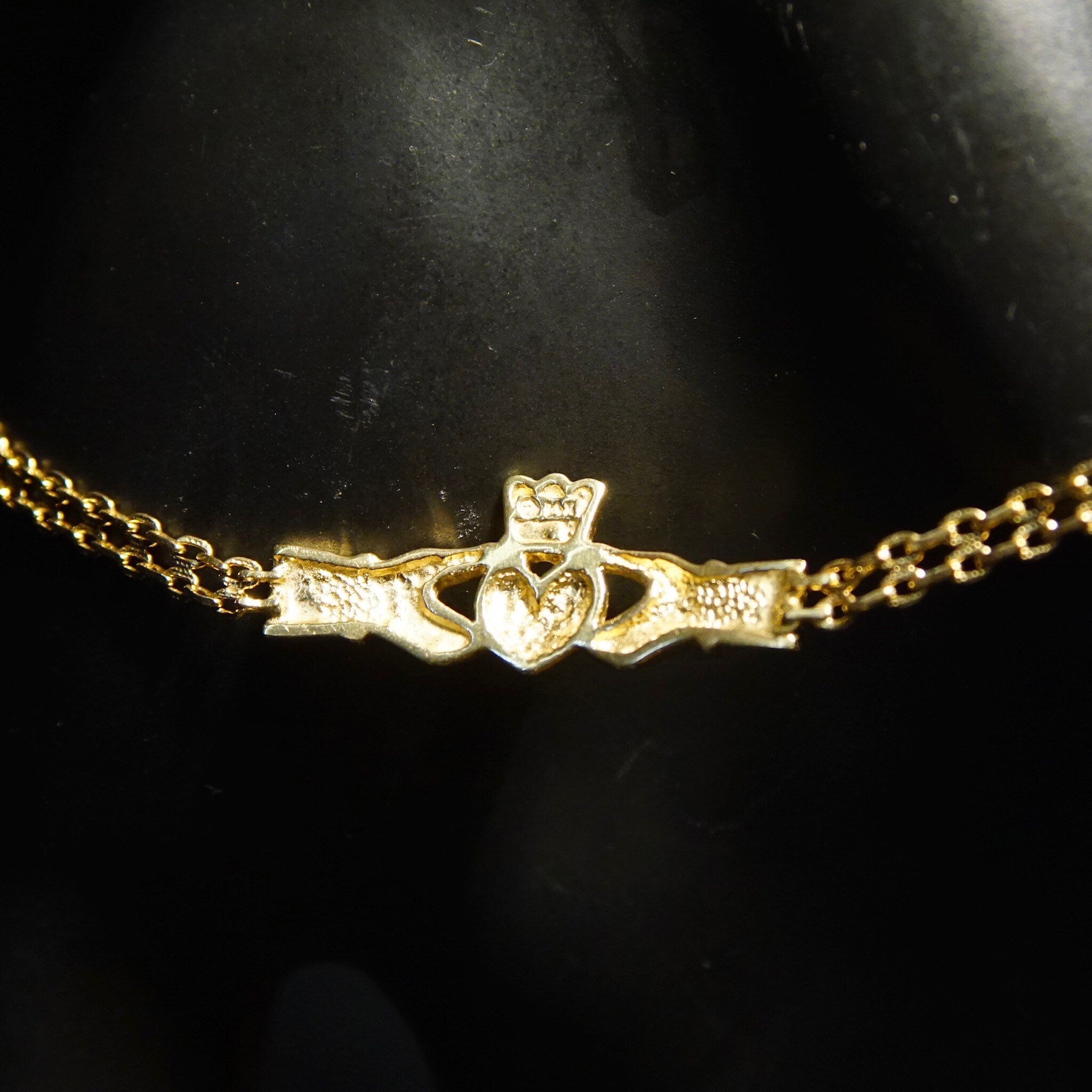 Antique Aurafin 14K Yellow Gold Claddagh Bracelet, 2-Row Link Chain, Diamond Cut Irish Claddagh Symbol, 585 Promise Bracelet, 7 3/8" L