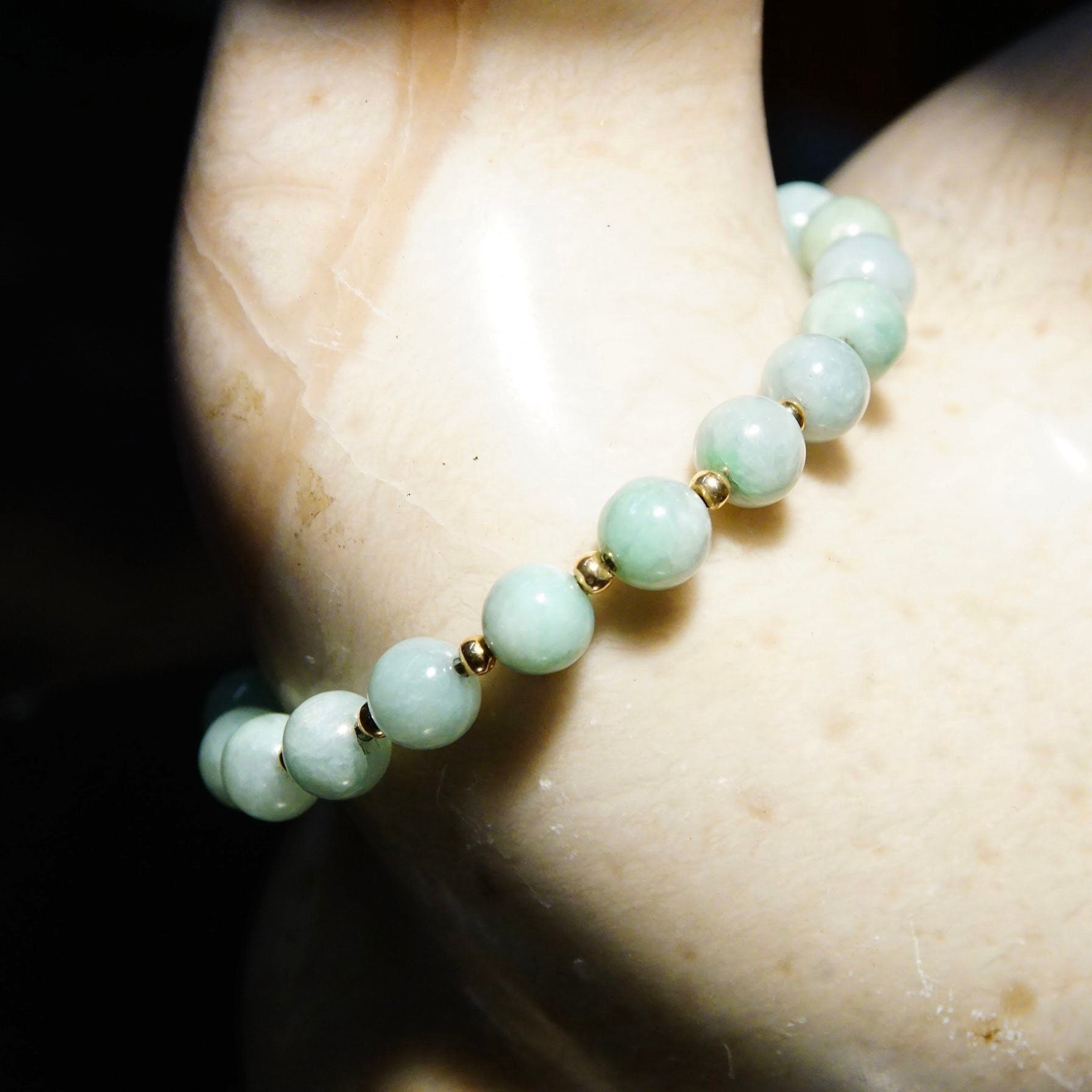 Vintage 14K Gold Jade Bead Bracelet, Light Green Jade, Single Strand, Yellow Gold Bead Spacers & Clasp, 585 Jewelry, 7 3/4 L