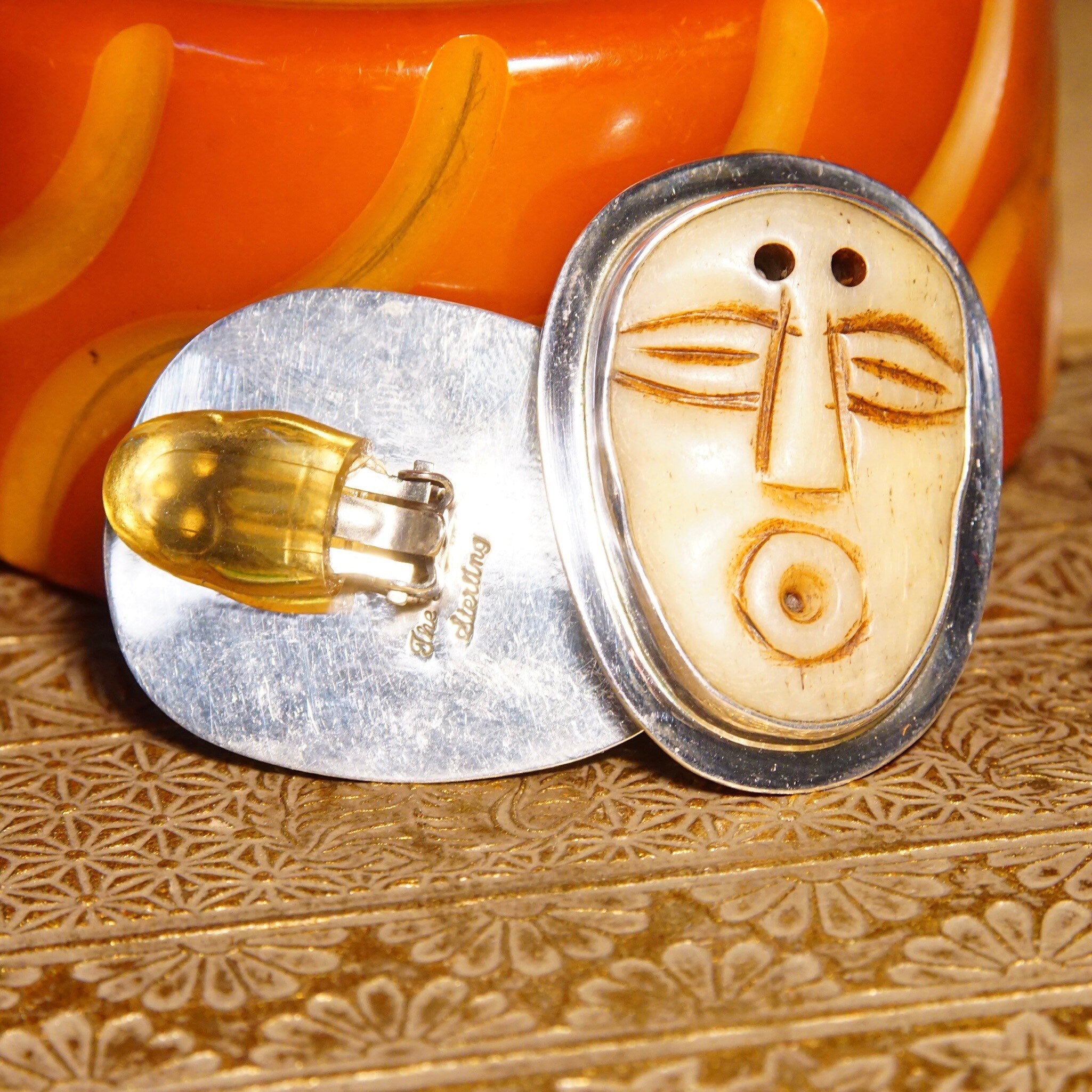 Vintage Echo Of The Dreamer Sterling Silver Carved Bone Face Clip On Earrings, Stylized Face Figural Design, Unique 925 Earrings, 1 5/8" L