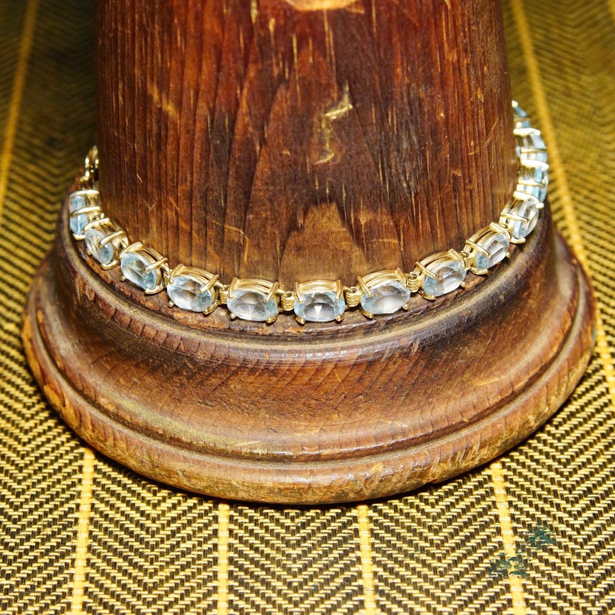 Vintage 14K Gold Aquamarine Link Bracelet, 21 Oval-Cut Gemstones, 585 Yellow Gold & Light Blue Gemstone Tennis Bracelet, 8 1/2" L