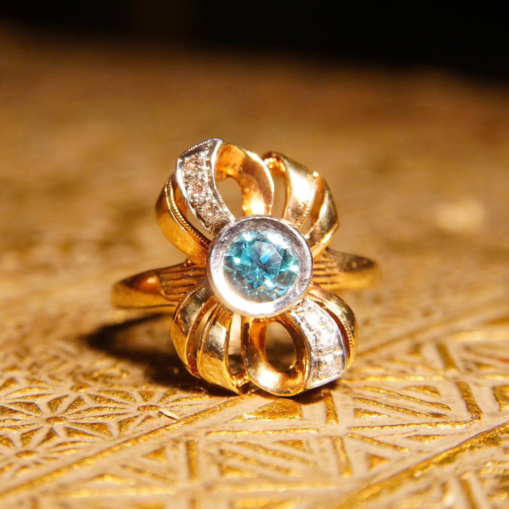 Antique 10K Gold Blue Topaz Diamond Bow Ring, JR Woods & Sons, Brilliant Blue Gemstone, Ribbon Setting, White Gold Accents, Size 6 3/4 US