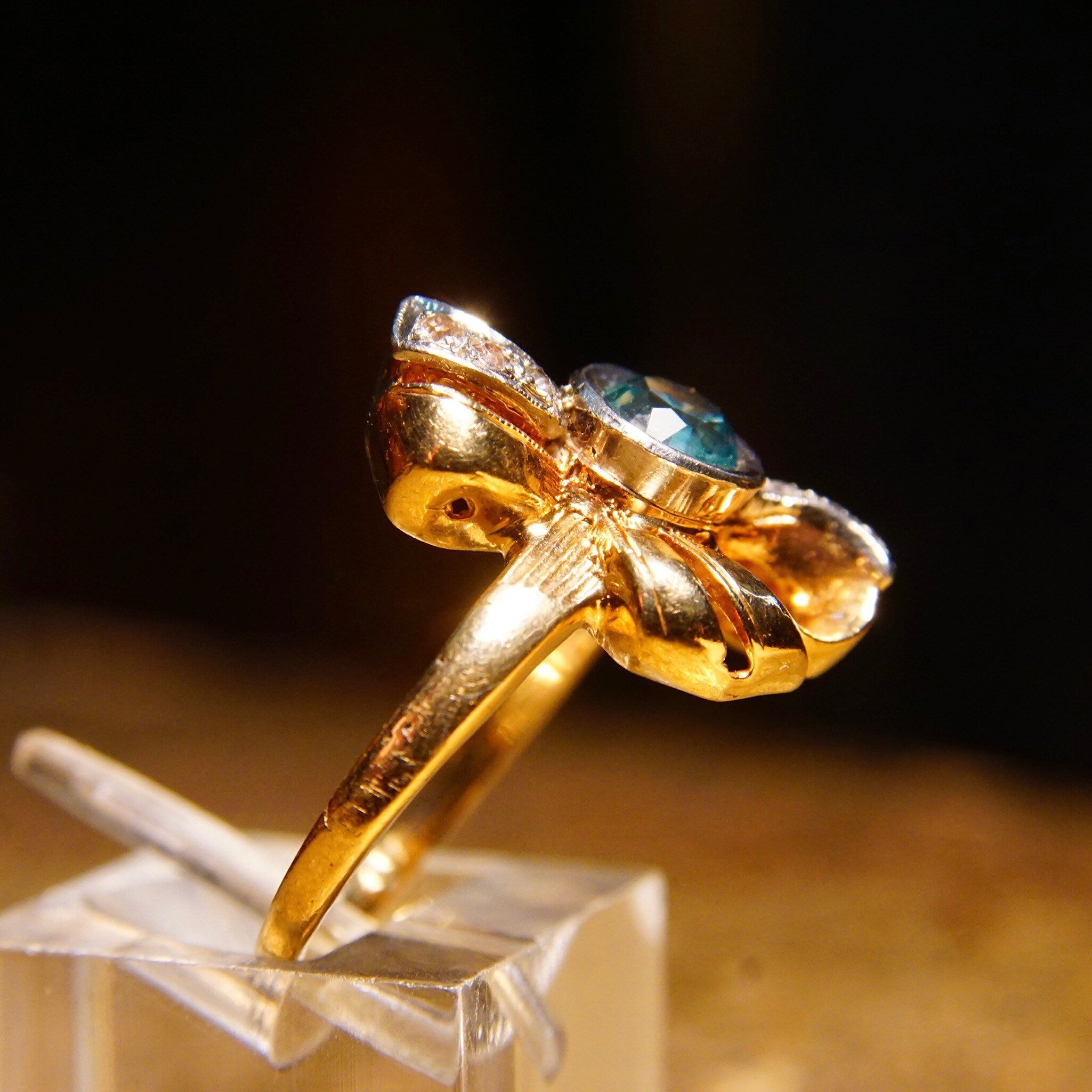 Antique 10K Gold Blue Topaz Diamond Bow Ring, JR Woods & Sons, Brilliant Blue Gemstone, Ribbon Setting, White Gold Accents, Size 6 3/4 US