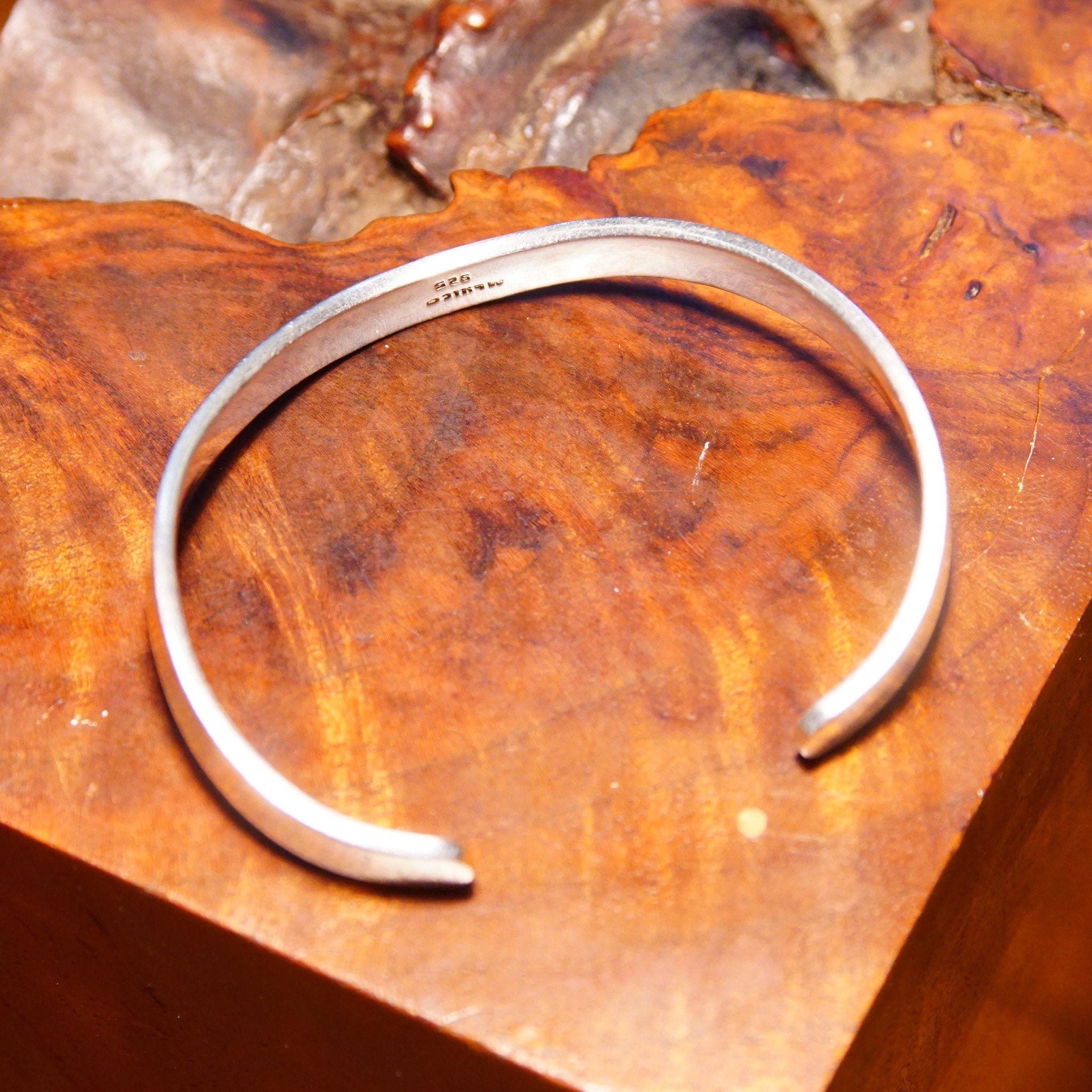 Vintage Modernist Sterling Silver Chevron Cuff Bracelet, Sleek Minimalist Cuff, 925 Mexico, 8mm Wide Adjustable Cuff, 5 1/2" L