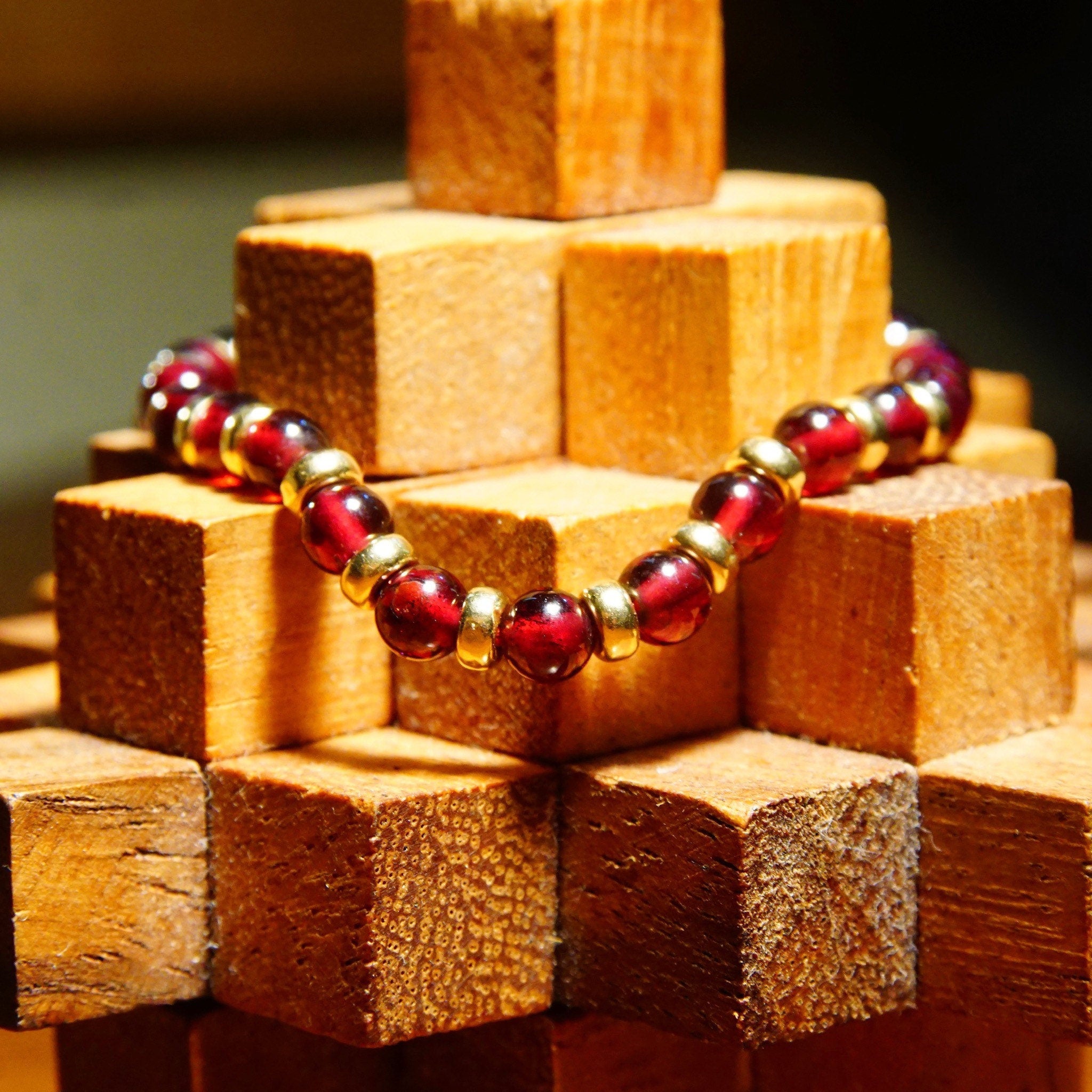 Vintage 14K Gold Garnet Bead Bracelet, Yellow Gold Spacers, 5mm Garnet Beads, Single Strand Beaded Bracelet, 585 Jewelry, 7 1/8" L