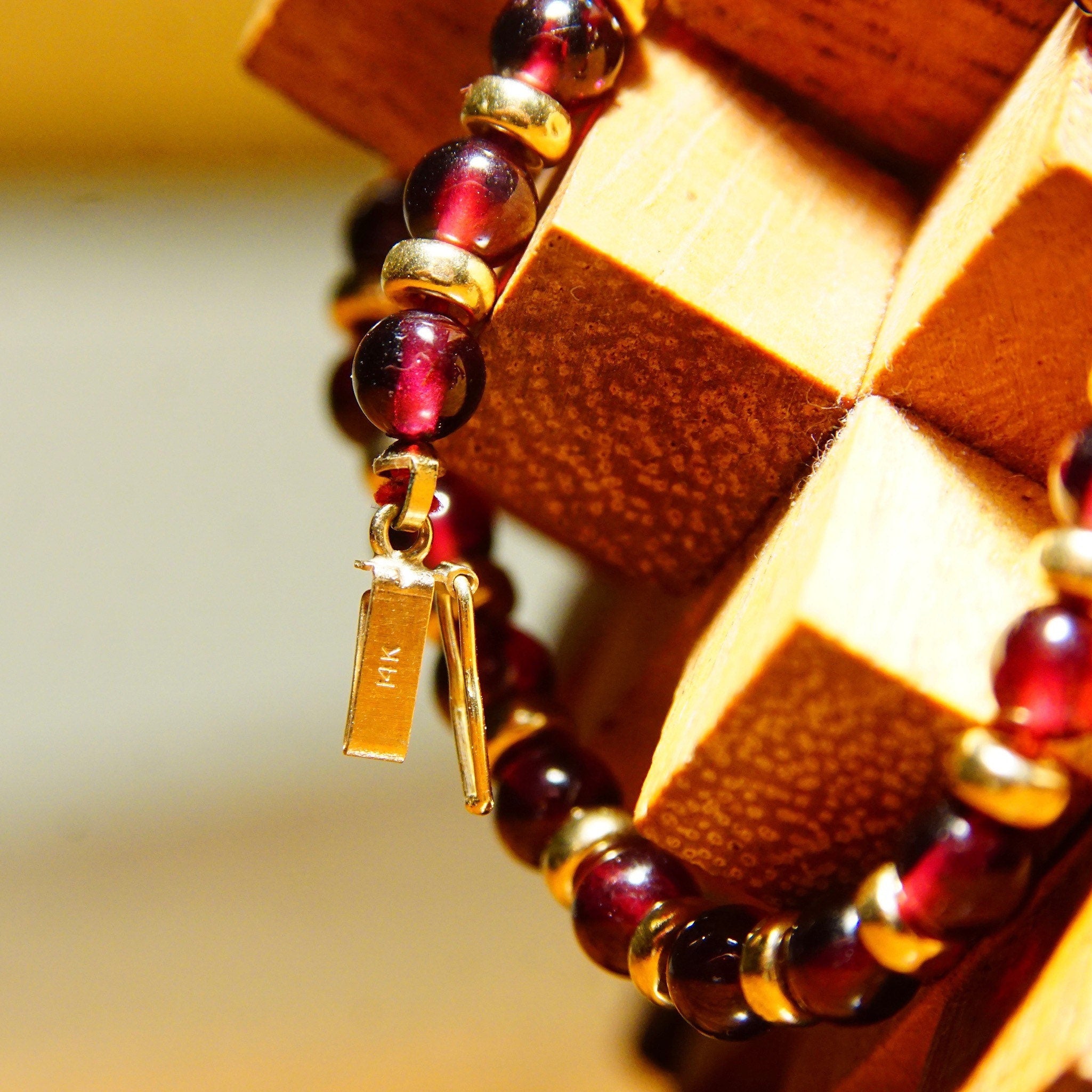 Vintage 14K Gold Garnet Bead Bracelet, Yellow Gold Spacers, 5mm Garnet Beads, Single Strand Beaded Bracelet, 585 Jewelry, 7 1/8" L