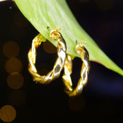 Vintage 14K Yellow Gold Twisted Hoop Earrings, Puffed Repousse Wreath Hoops, Classic 585 Earrings, Small/Medium Gold Hoops, 17mm