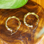 Vintage 14K Yellow Gold Twisted Hoop Earrings, Puffed Repousse Wreath Hoops, Classic 585 Earrings, Small/Medium Gold Hoops, 17mm