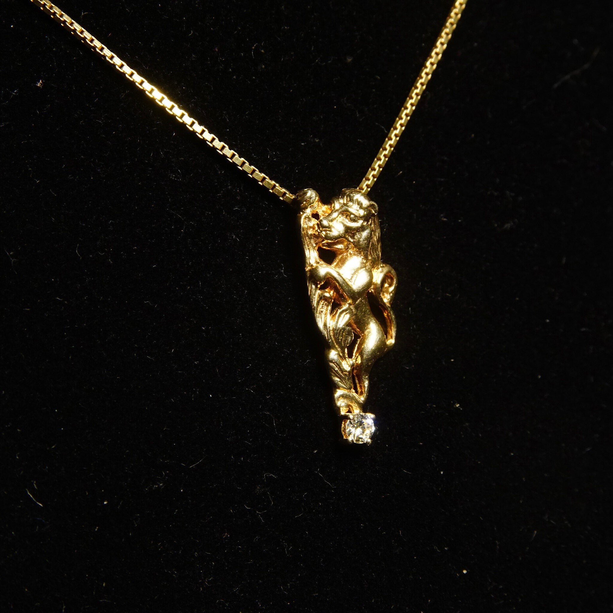 Vintage 14K Gold Diamond Accent Lion Charm, .13 CT Brilliant Diamond, Petite Yellow Gold Lion Pendant, 585 Jewelry, 28mm x 11mm