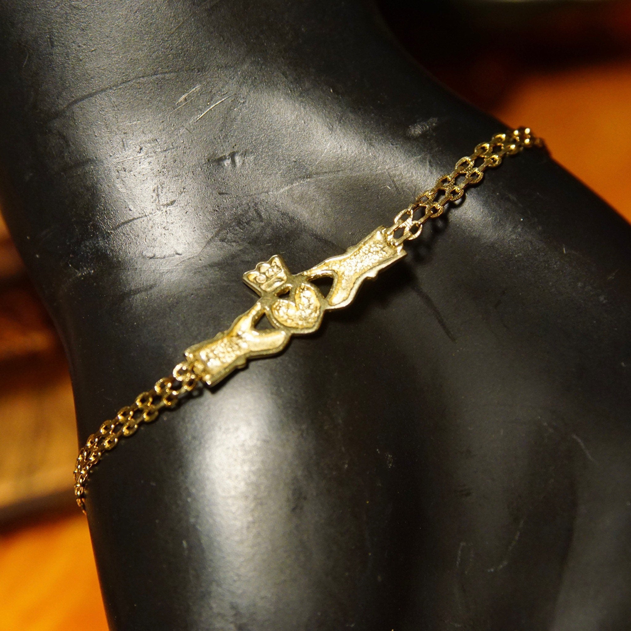 Antique Aurafin 14K Yellow Gold Claddagh Bracelet, 2-Row Link Chain, Diamond Cut Irish Claddagh Symbol, 585 Promise Bracelet, 7 3/8" L