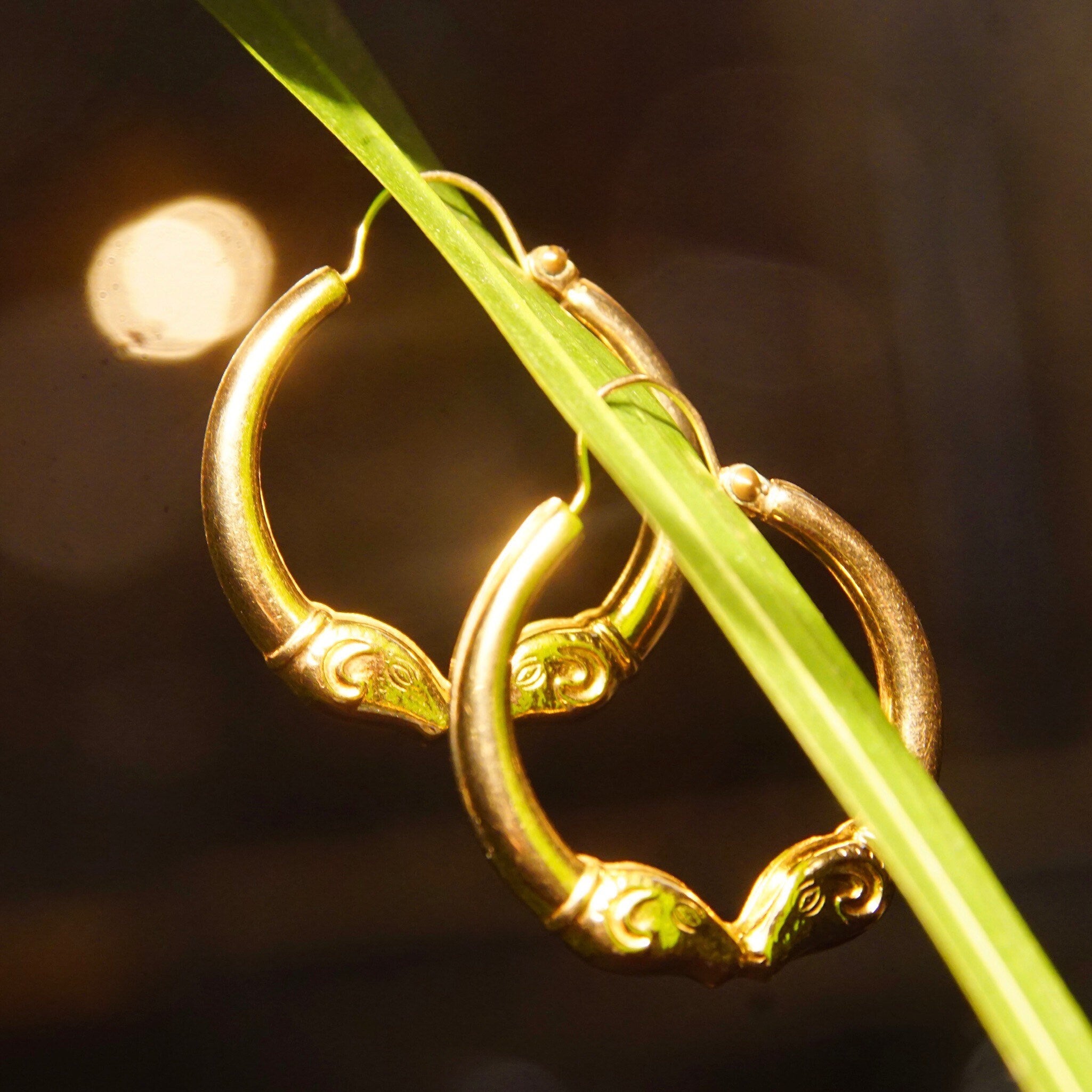 Vintage 14K Gold Kissing Rams Hoop Earrings, Hollow Yellow Gold Hoops, Double Rams Head Embellishment, Etruscan Style, 1 1/8" L