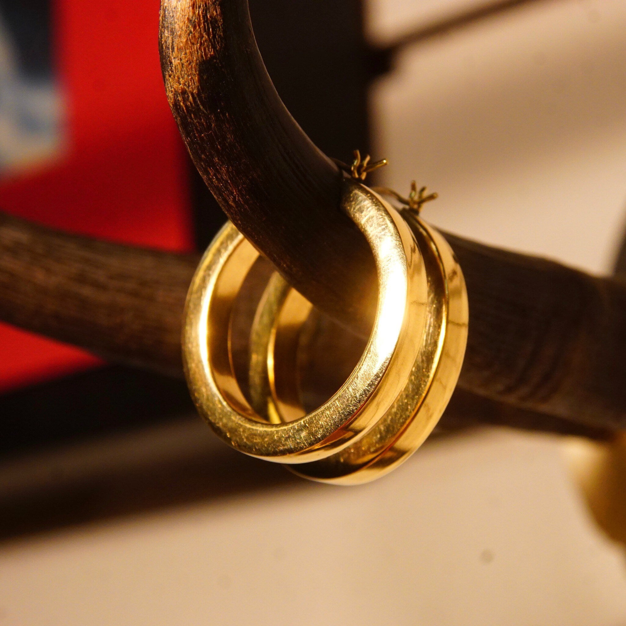 Vintage Modernist 14K Yellow Gold Hoops, 4mm Hollow Square Tubes, Hinged Post, Hallmarked SMG 14K, Medium Size Hoops, 1 3/8" L