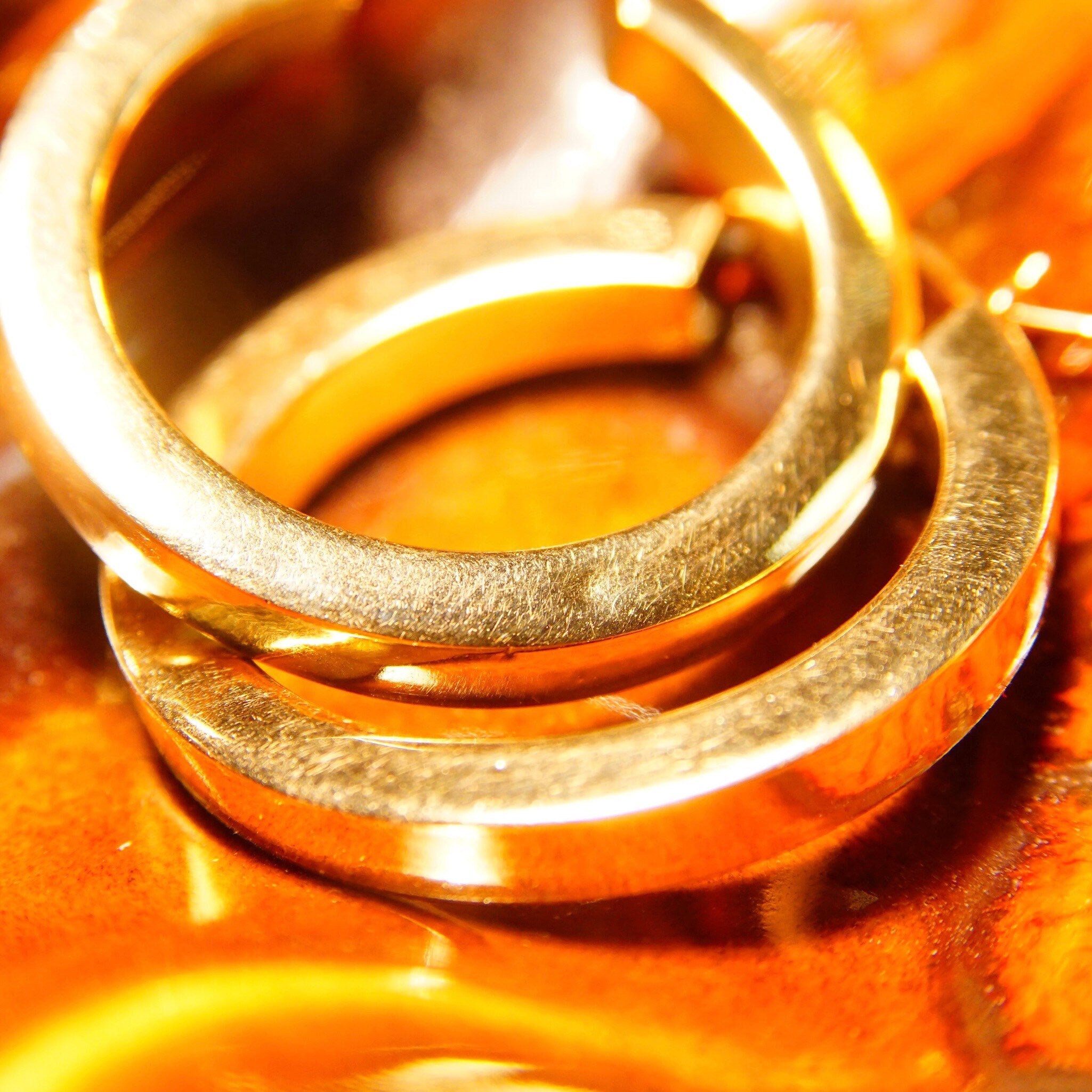 Vintage Modernist 14K Yellow Gold Hoops, 4mm Hollow Square Tubes, Hinged Post, Hallmarked SMG 14K, Medium Size Hoops, 1 3/8" L