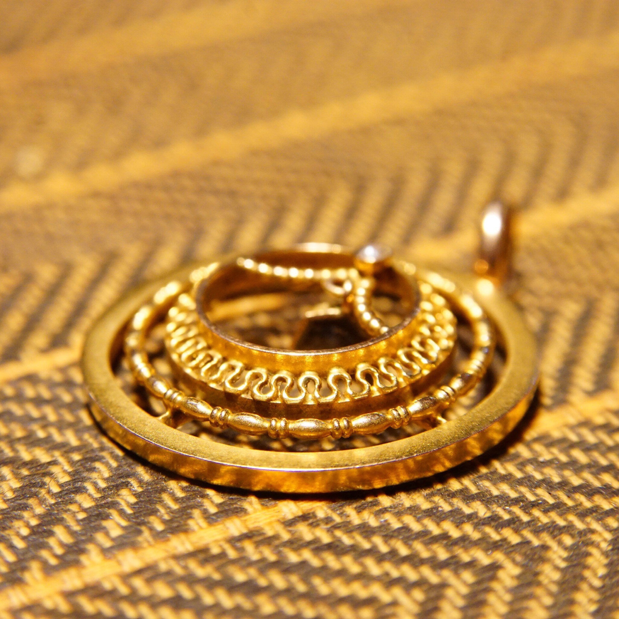 Antique 10K Gold Sapphire Pearl Seed Lavalier Pendant, 1 1/4" L