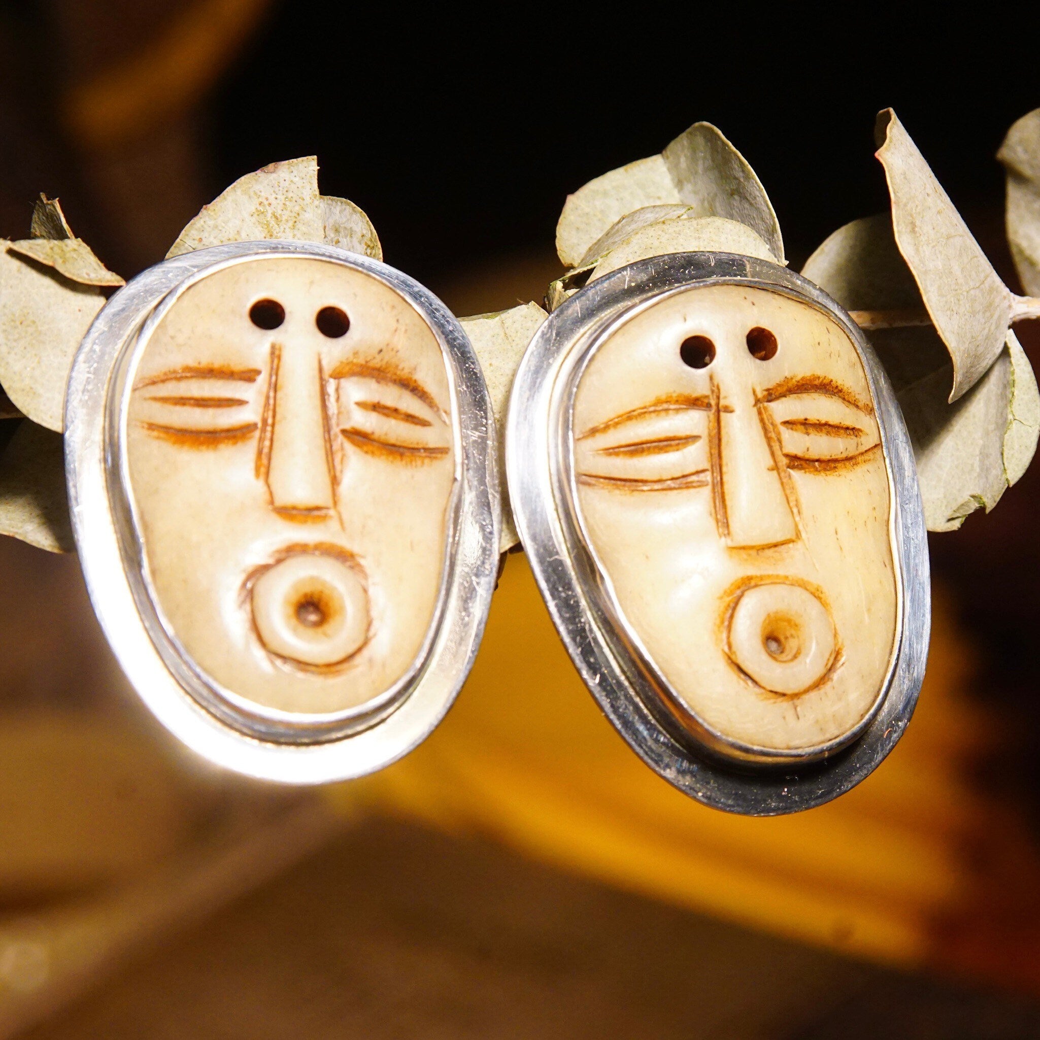 Vintage Echo Of The Dreamer Sterling Silver Carved Bone Face Clip On Earrings, Stylized Face Figural Design, Unique 925 Earrings, 1 5/8" L