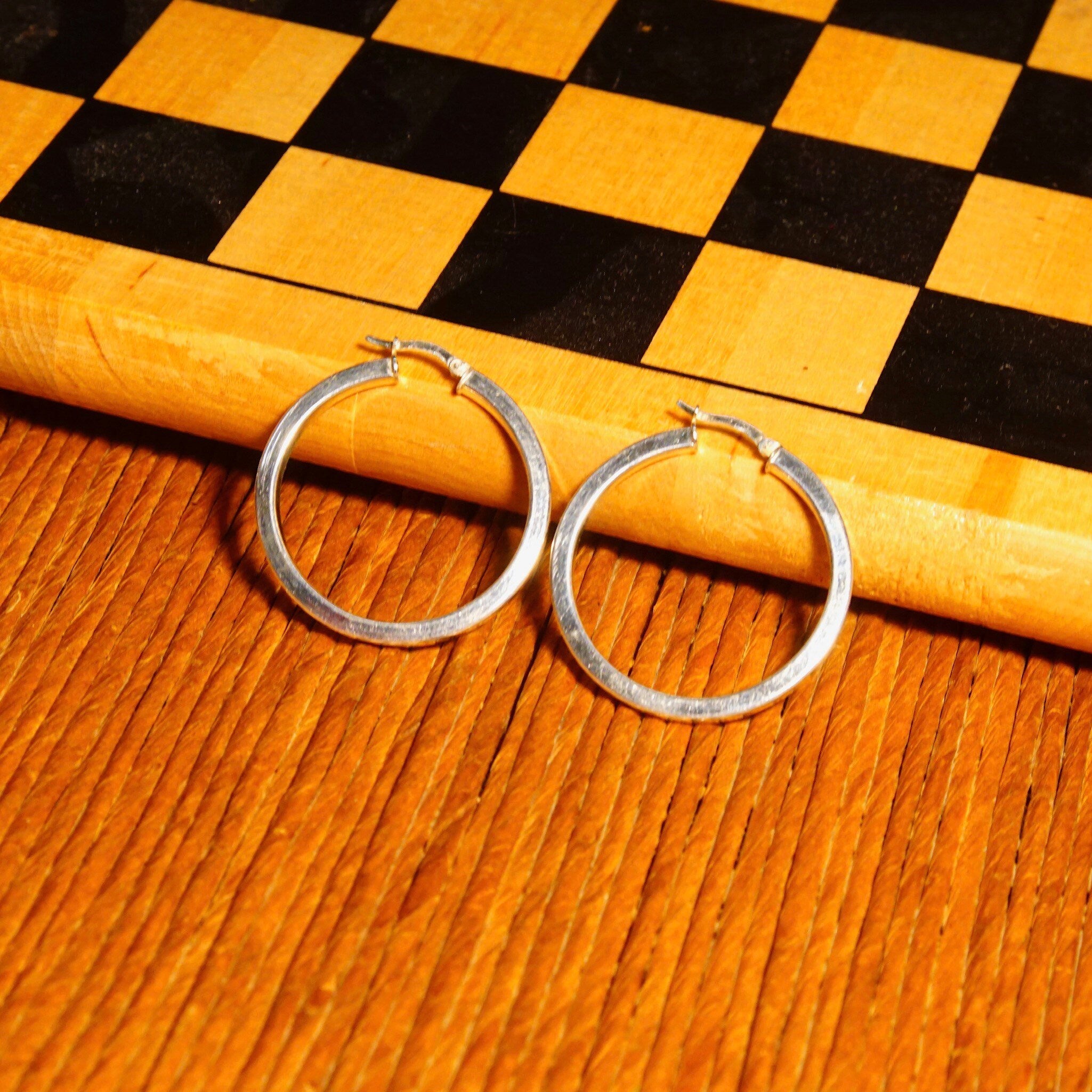 Vintage Italian Modernist Sterling Silver Hoop Earrings, 3mm Square Tube Hoops, Medium Circle Hoop Earrings, 925 Italy, Lightweight, 40mm