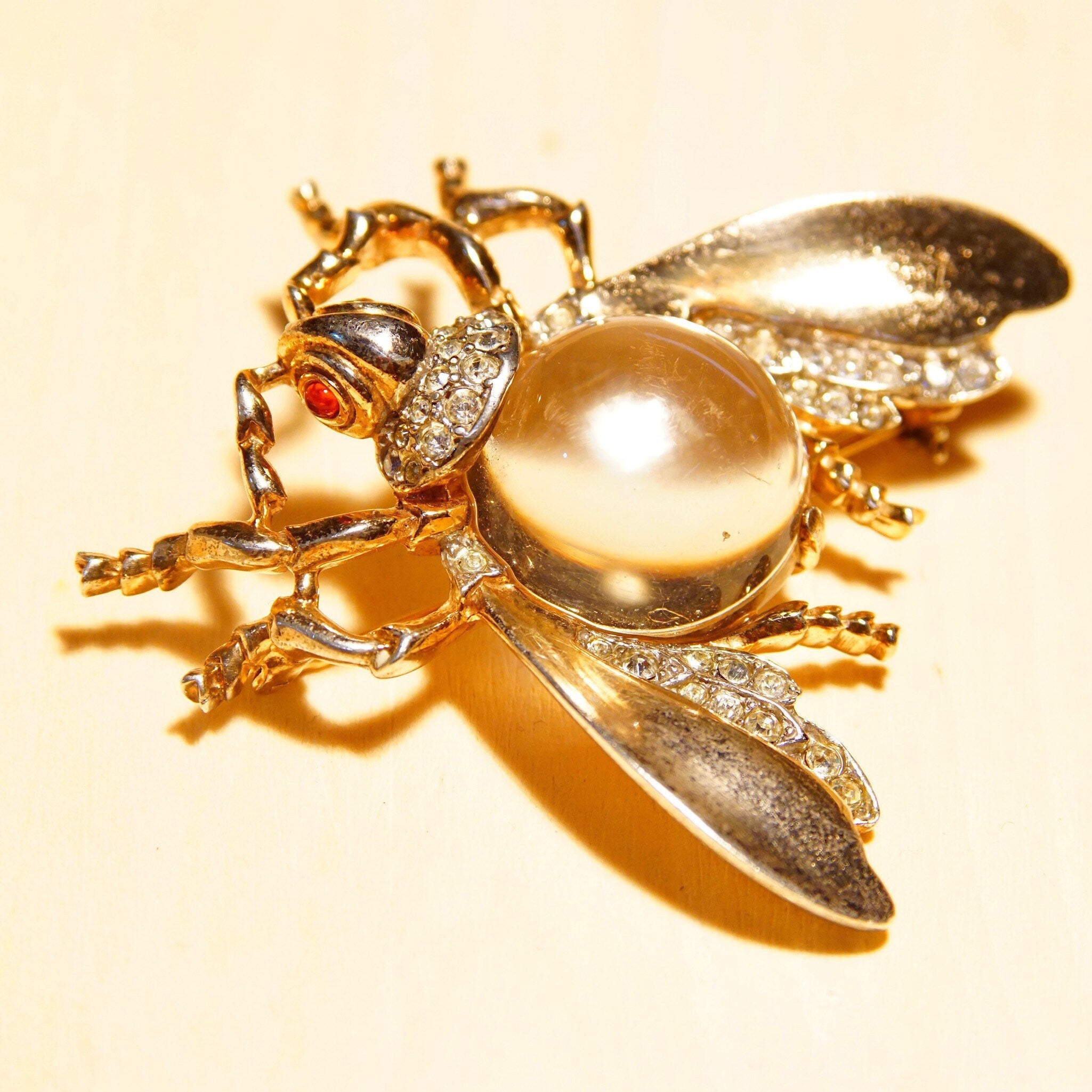 Vintage Trifari Sterling Jelly Belly Fly Brooch, Alfred Philippe Design, Lucite Cabochon, Gilt Silver, Clear & Red Rhinestones, 2" L 2