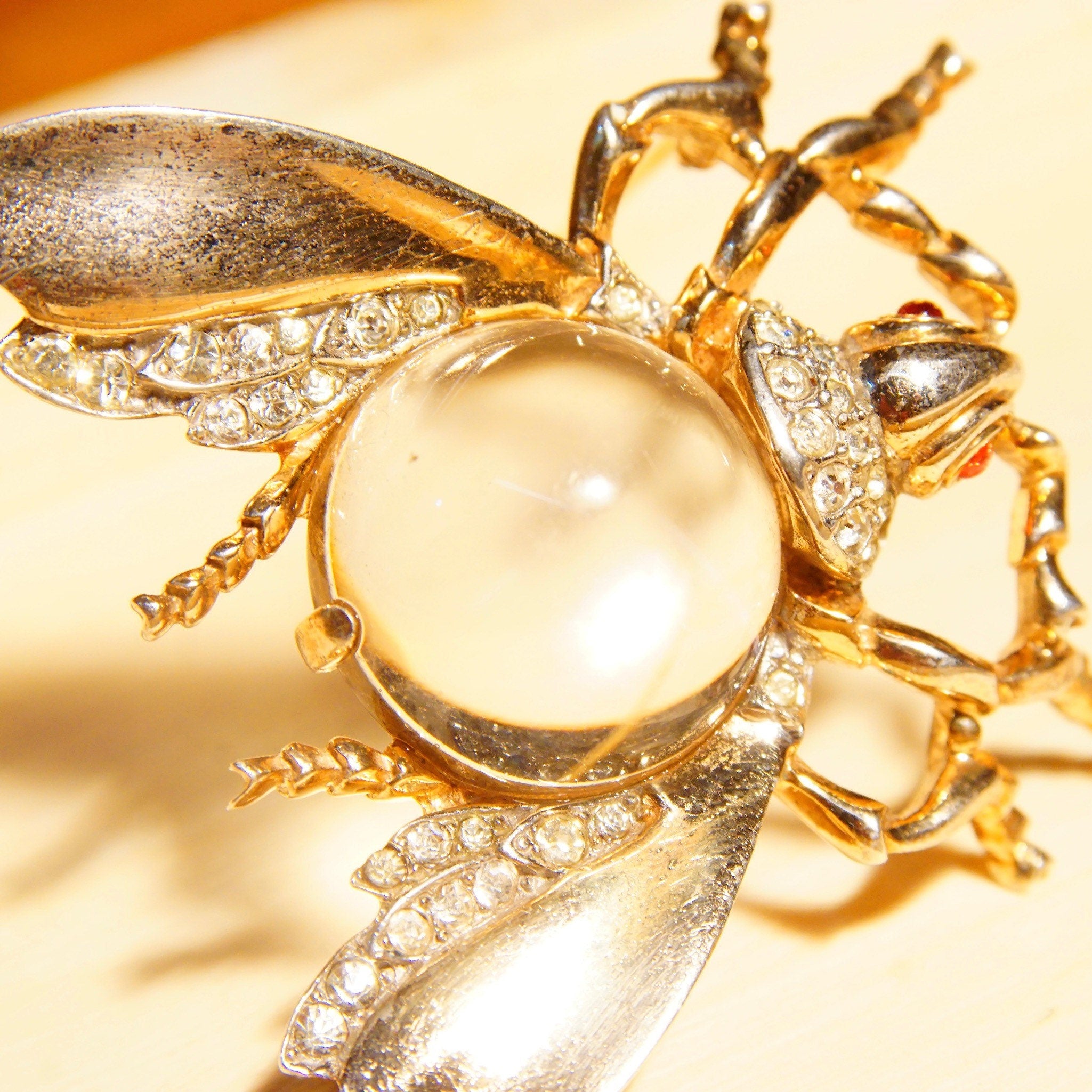 Vintage Trifari Sterling Jelly Belly Fly Brooch, Alfred Philippe Design, Lucite Cabochon, Gilt Silver, Clear & Red Rhinestones, 2" L 2