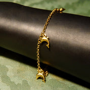 Vintage Hallmarked 14K Gold Dolphin Charm Bracelet, 5 Yellow Gold Dolphin Charms, 2.25mm Belcher Link Chain, 585 Station Bracelet, 7" L