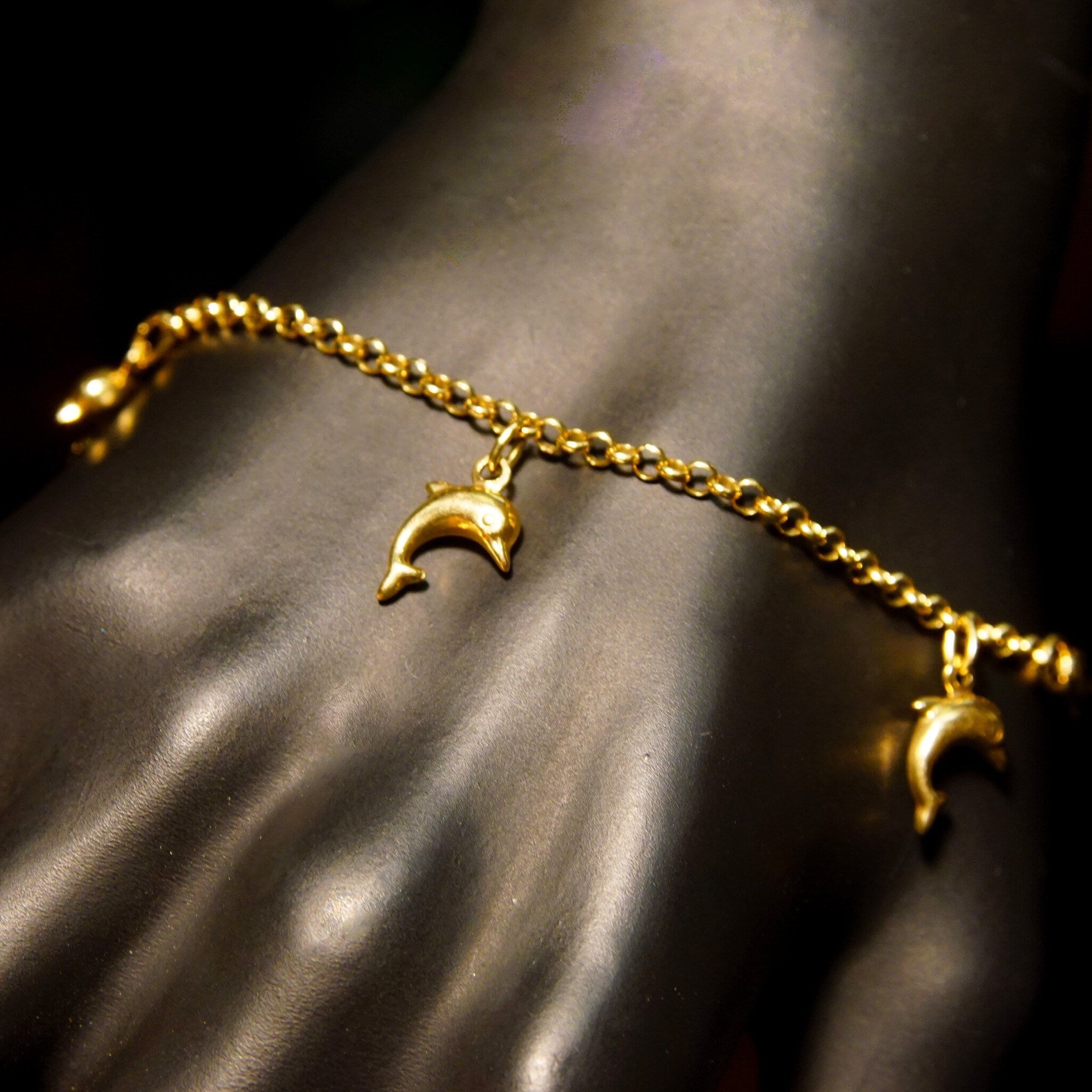 Vintage Hallmarked 14K Gold Dolphin Charm Bracelet, 5 Yellow Gold Dolphin Charms, 2.25mm Belcher Link Chain, 585 Station Bracelet, 7" L