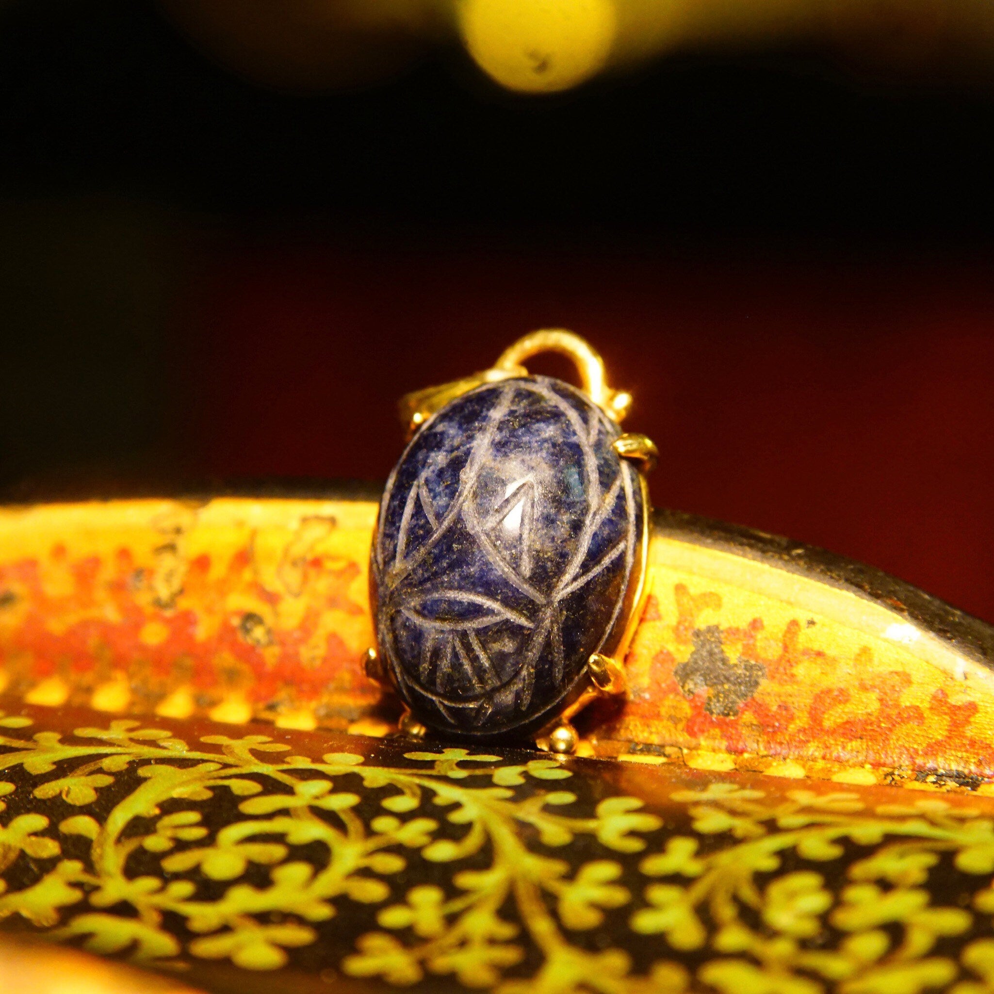 Vintage 14K Gold Sodalite Scarab Cabochon Pendant, Egyptian Scarab Amulet, Carved Dark Blue Gemstone, Yellow Gold Claw Setting, 23mm L