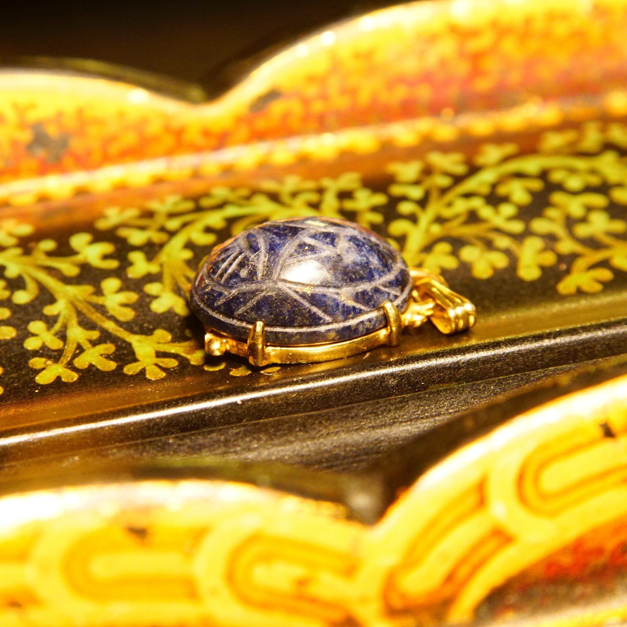 Vintage 14K Gold Sodalite Scarab Cabochon Pendant, Egyptian Scarab Amulet, Carved Dark Blue Gemstone, Yellow Gold Claw Setting, 23mm L