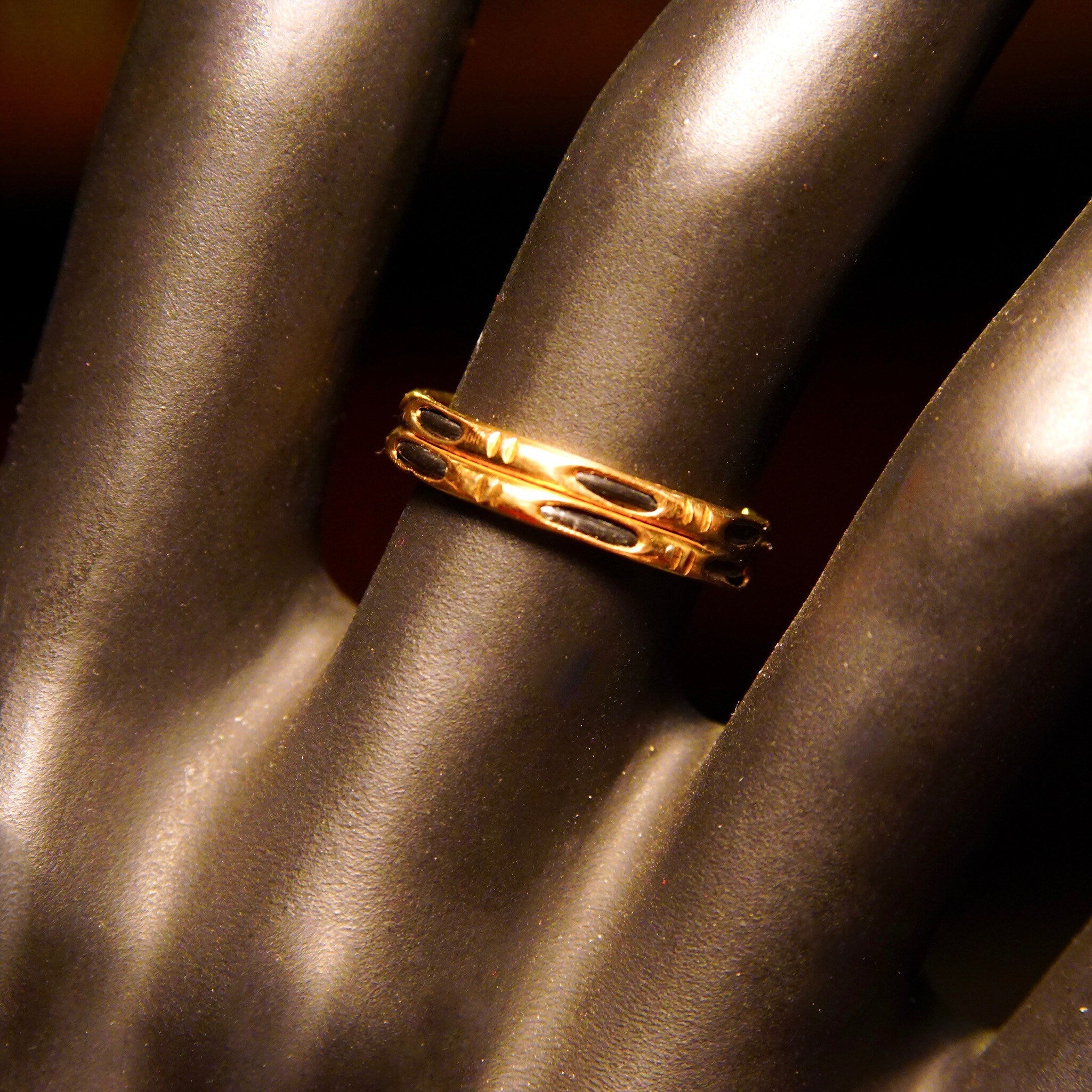 Antique India 14K Gold Elephant Hair Ring, 2-Stack Gold Band W/ Black Strand Accents, 585 Wedding Band, Bamboo Style, Size 4 3/4 US