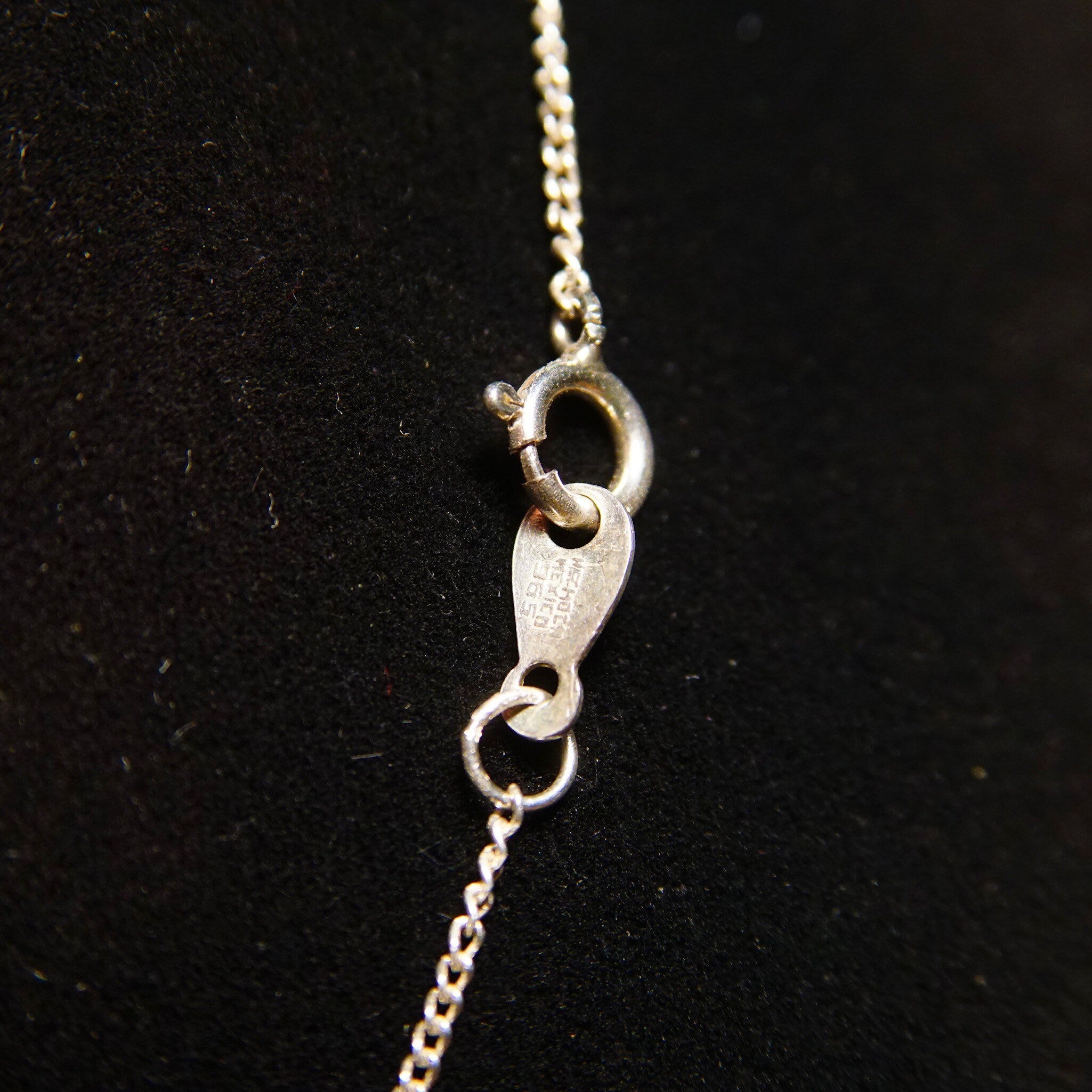 Vintage Minimalist Sterling Silver Butterfly Choker Necklace, Hecho En Mexico 965, 1mm Silver Cable Chain, 3 Butterfly Silhouette Charms,