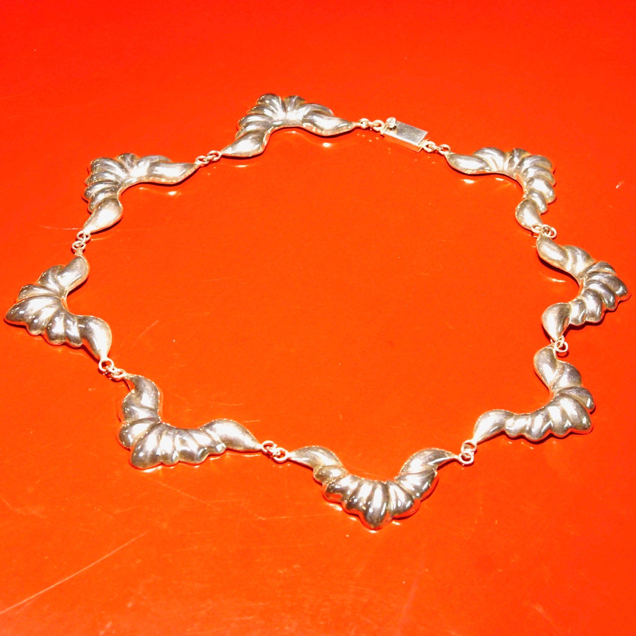 Vintage TAXCO Sterling Silver Scallop Repousse Collar Necklace, Ornate Links, Festoon Style, 925 Mexico TH-107, Traditional Modernist, 20" L