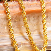 Vintage 14K Yellow Gold Rope Chain Necklace, 4.75mm Hollow Spiral Rope Chain, Chunky Gold Chain, Unisex 585 Jewelry, 17 3/4" L